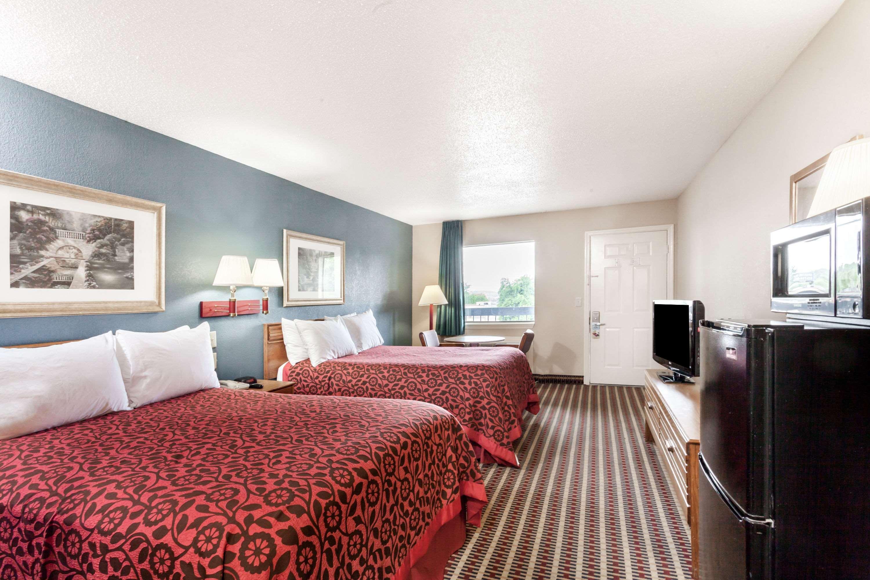 Days By Wyndham N Opryland/grand Ole Opry