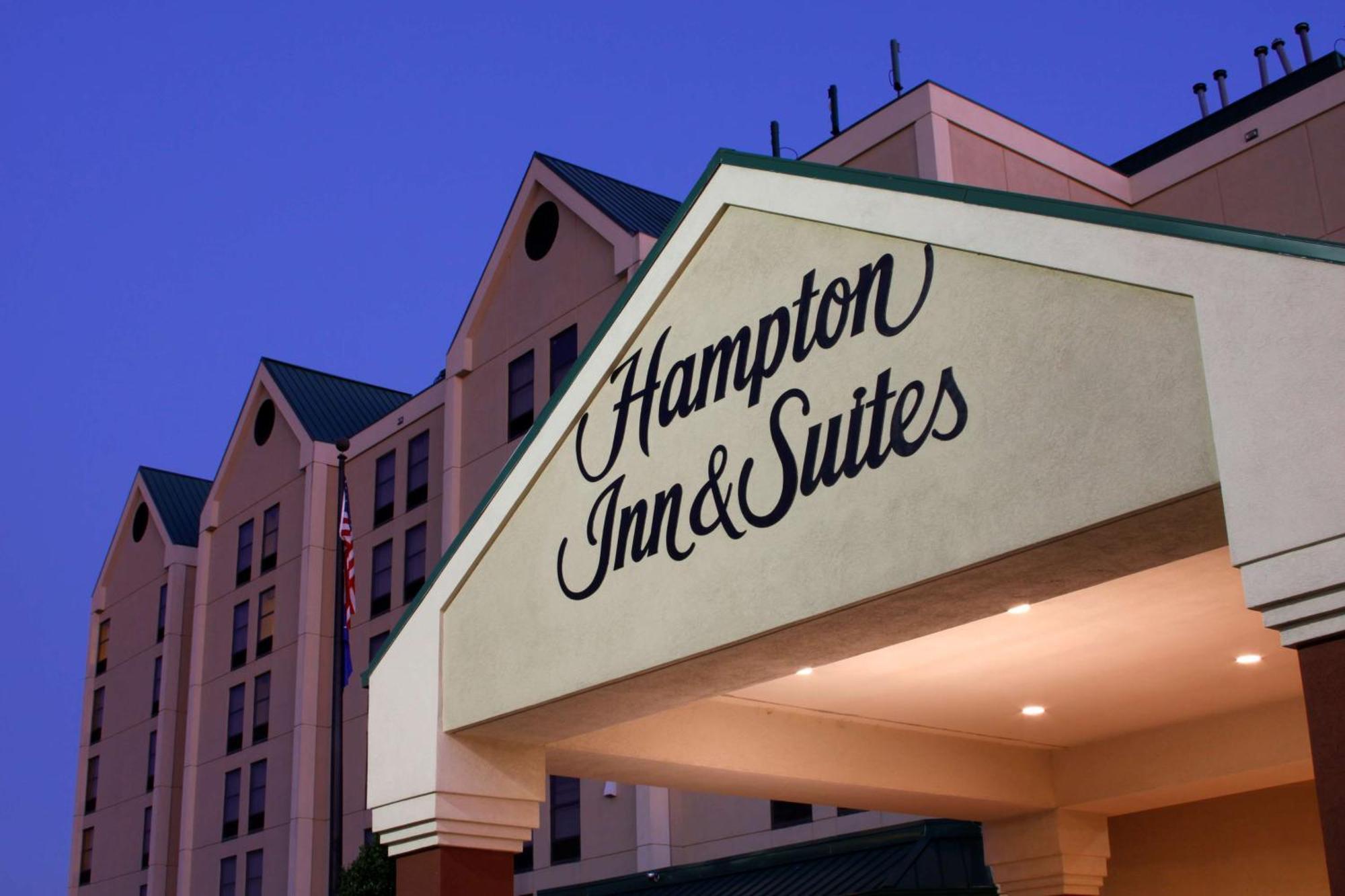Hotel Hampton & Nashville-airport 3*