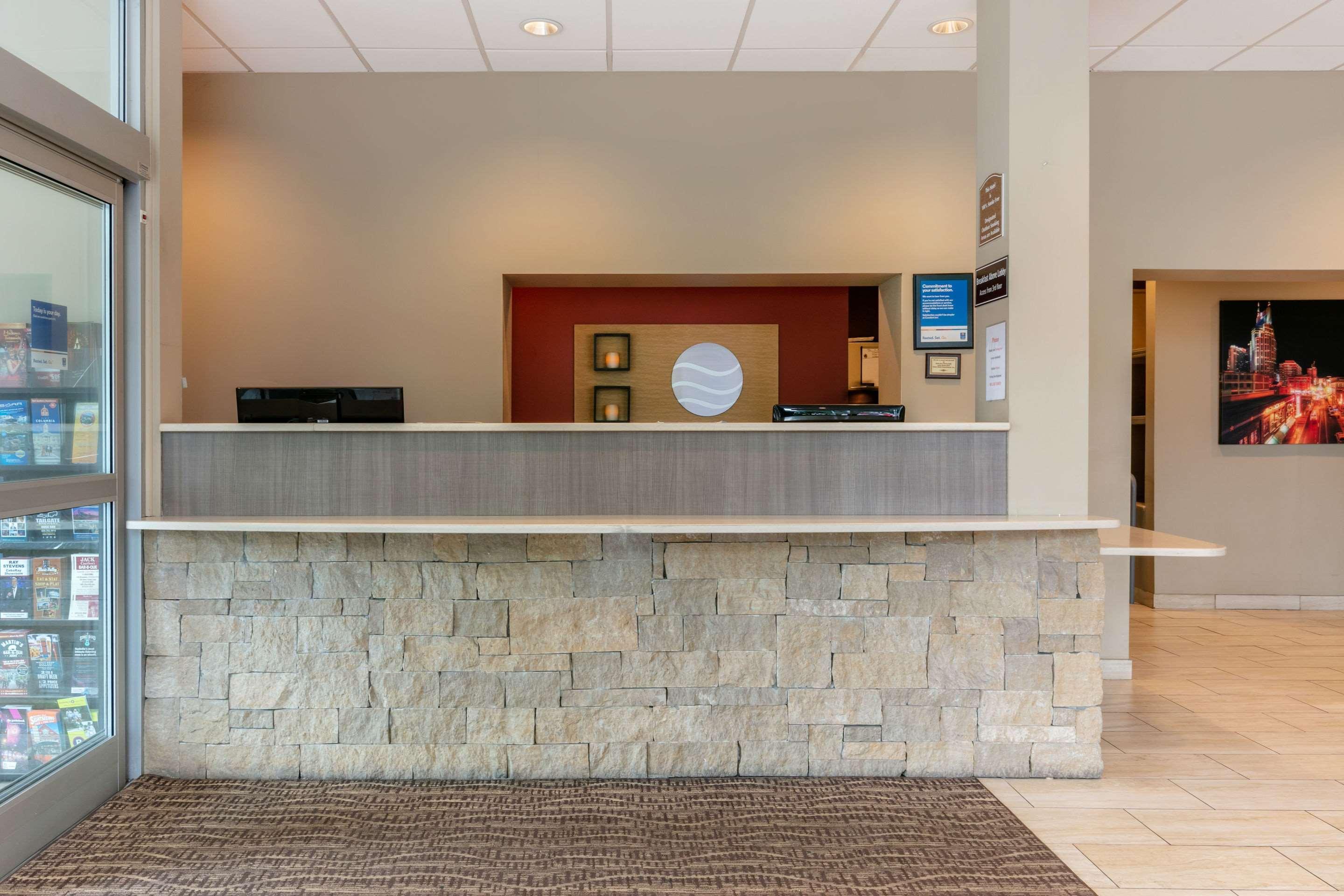 Comfort Downtown - Music Center Inn