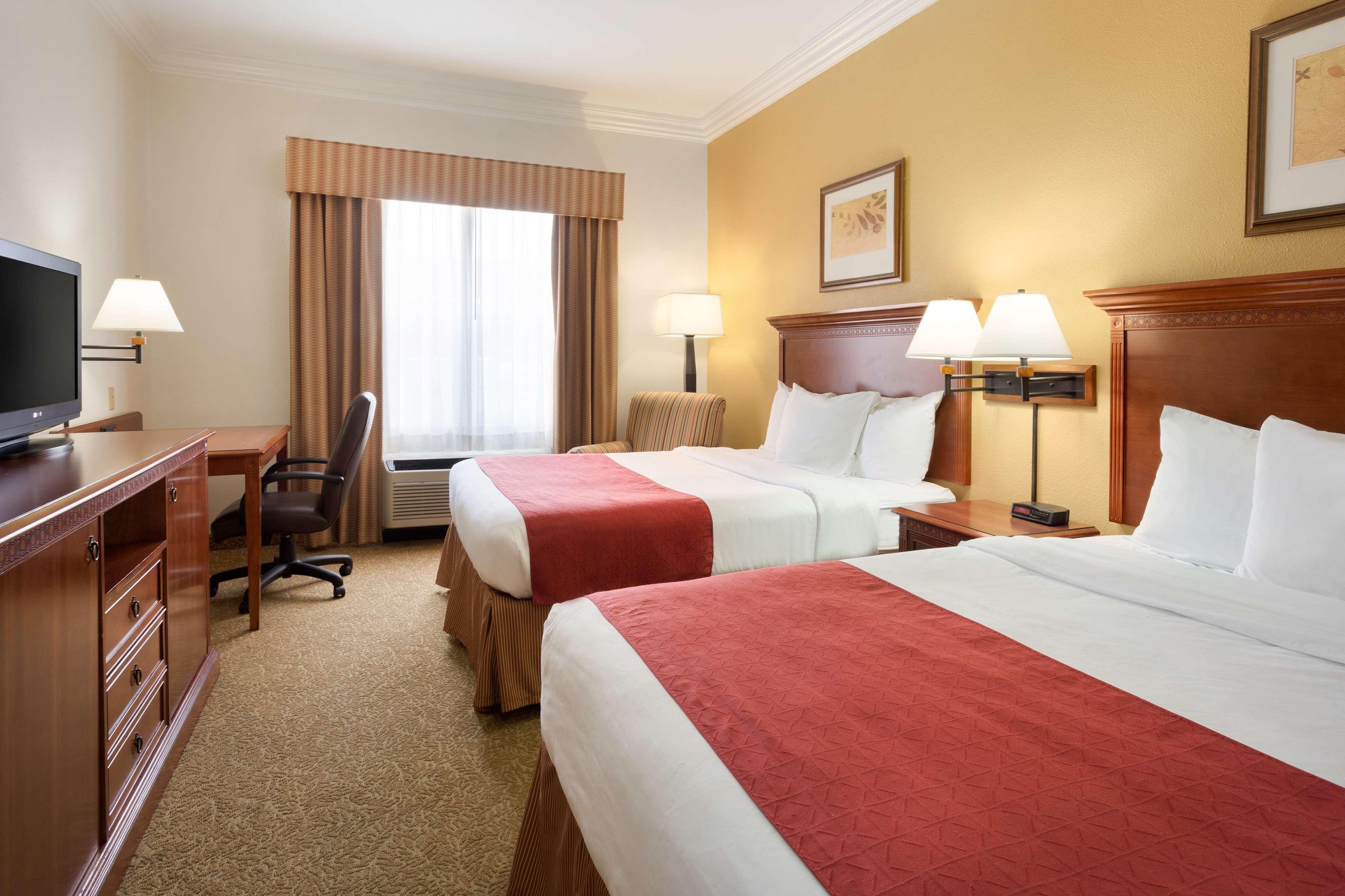 Hotel Country & By Radisson, Nashville, Tn