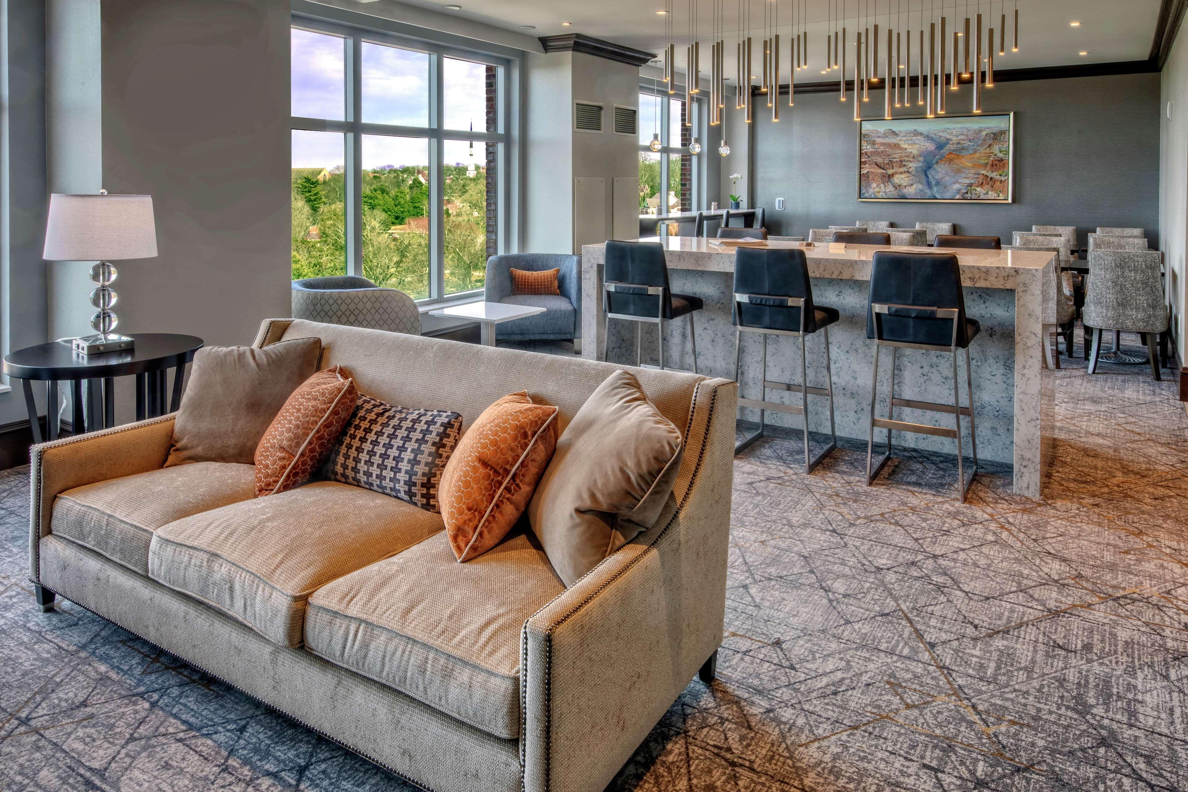 Hilton Hills Hotel