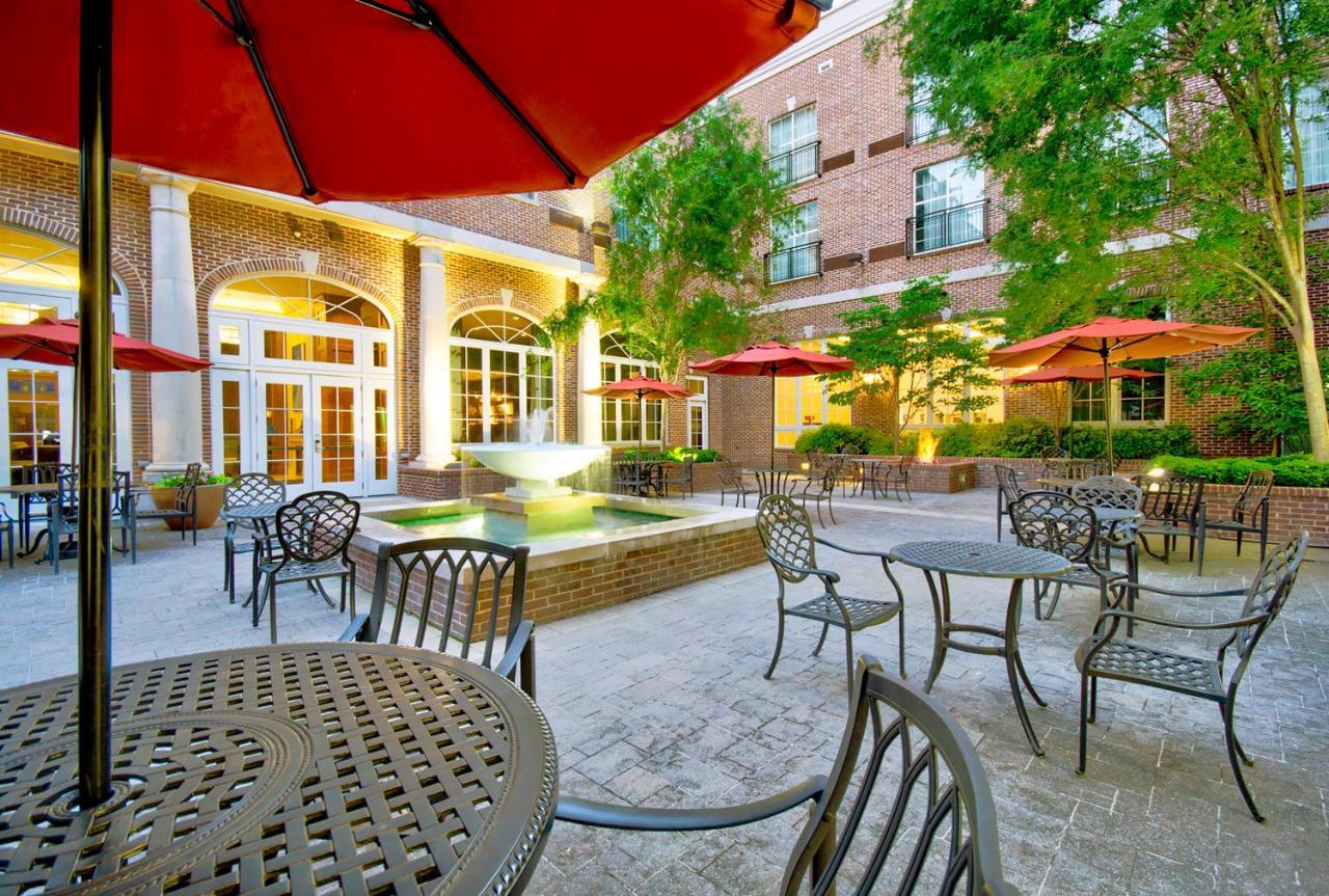 Courtyard By Marriott Hills Hotel 3*