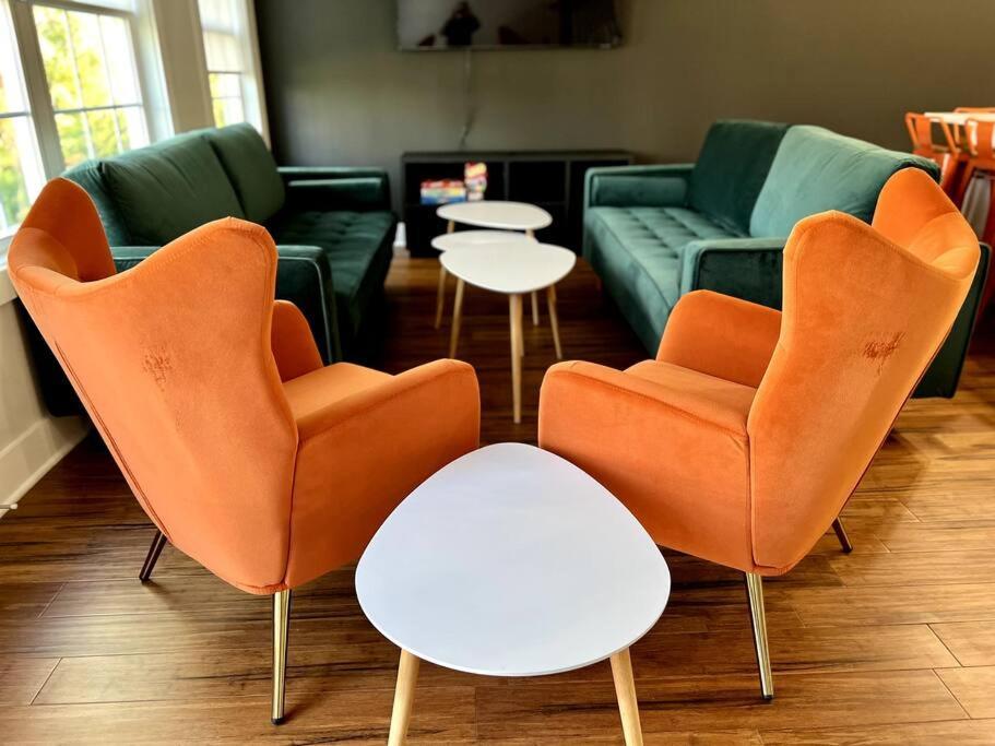 Jink Hippies And Cowboys - 7 Beds - Sleeps 10 * Nashville