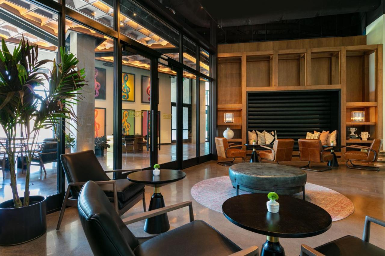 Hotel W 5*