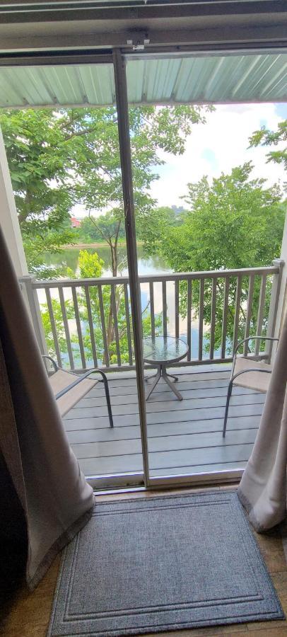 Apartment Captain's Quarters Riverfront #2 Nashville