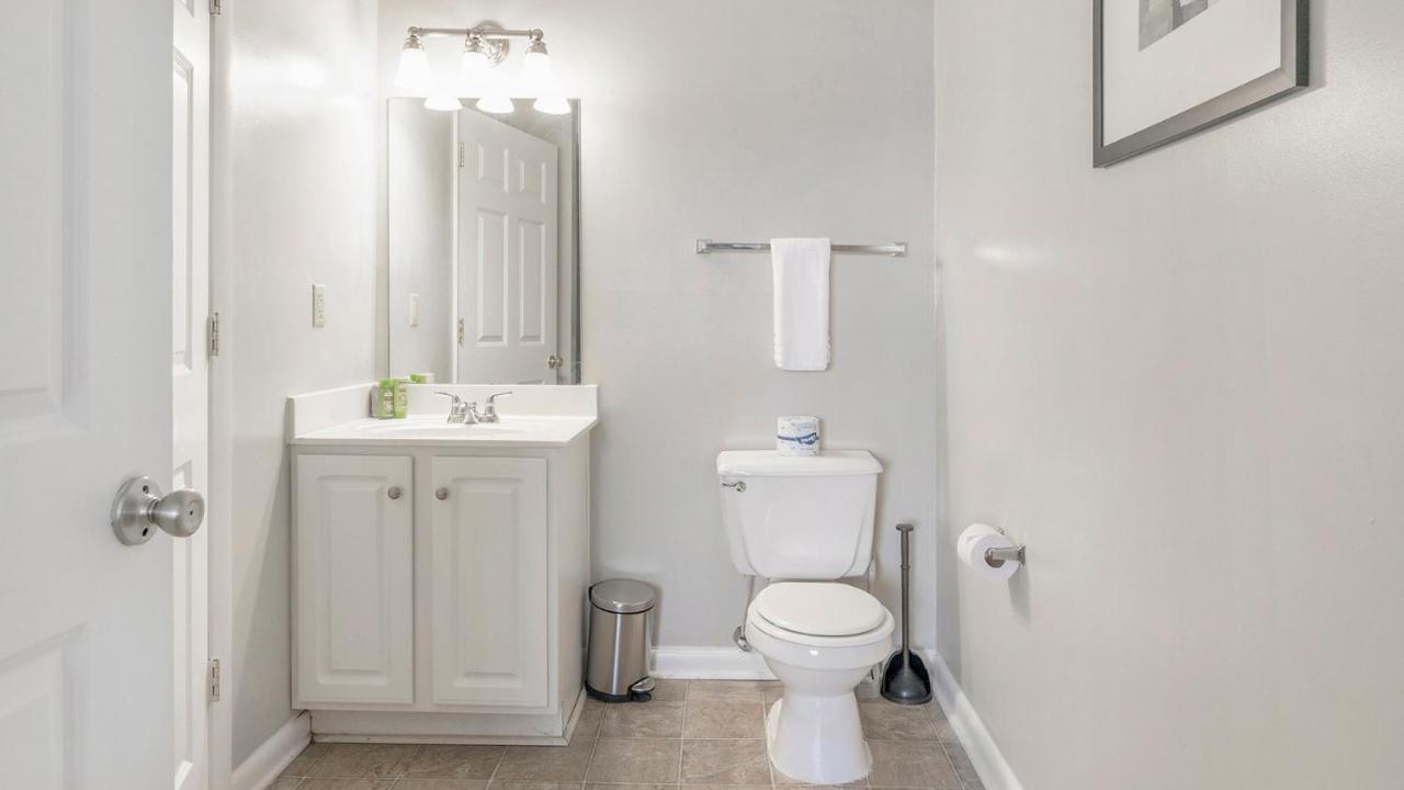 Modern In Prime Location Id8103x6 Apartment Nashville