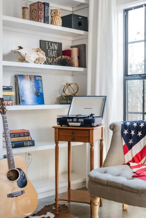 Hip, Cozy With A Fire Pit In Cleveland Park * Nashville