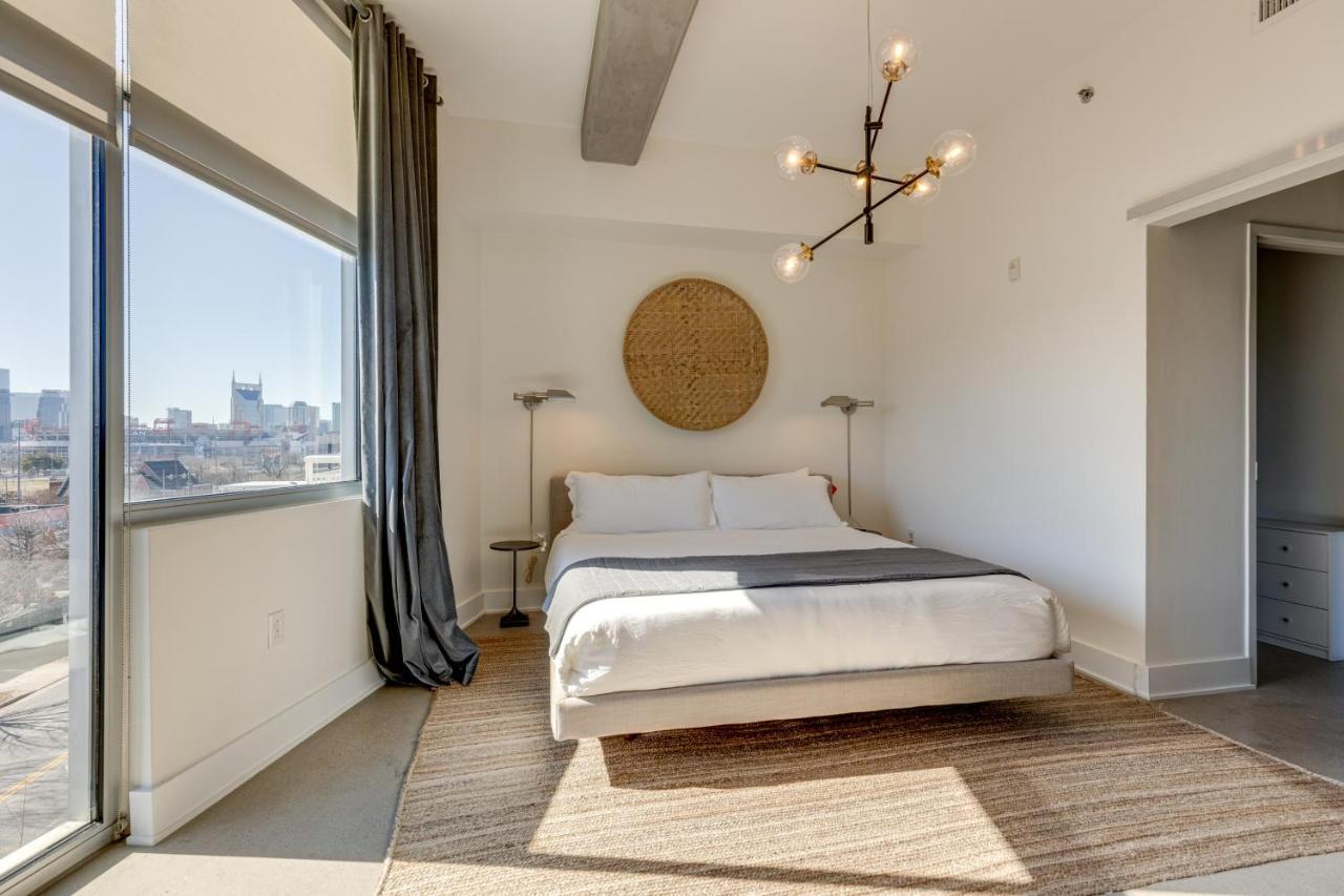 Amazing 2 Bd 4th Floor With Spectacular Views * Nashville