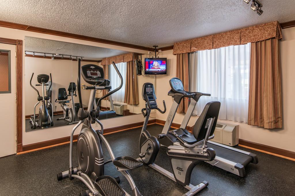Hotel Comfort & Downtown - Stadium 2*