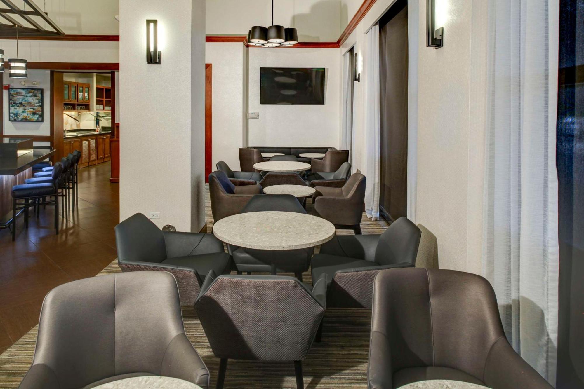 Hyatt Place Opryland Nashville