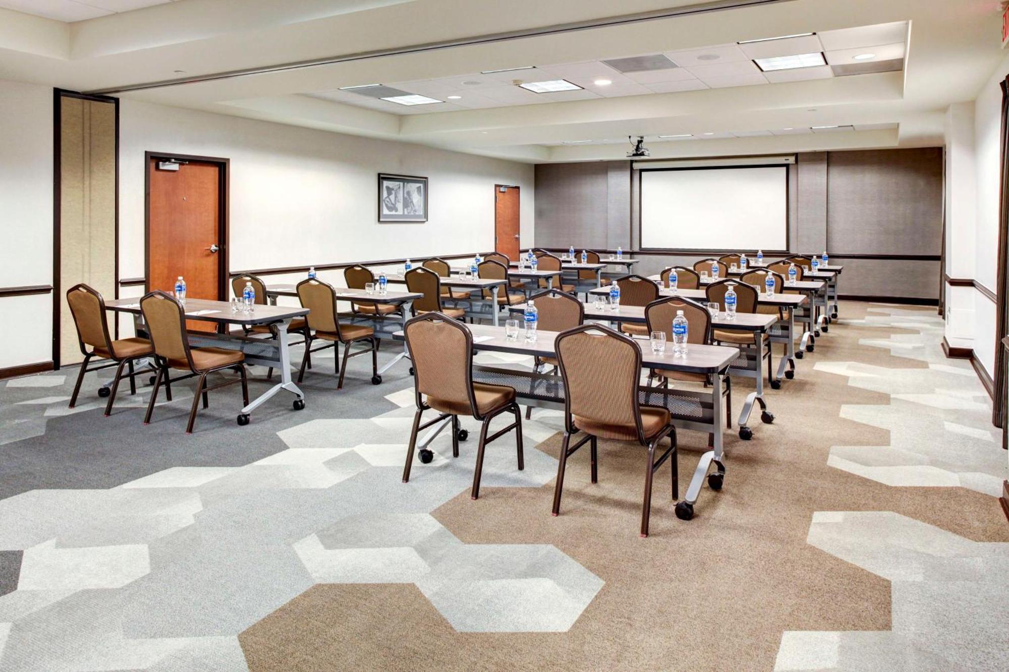 Hyatt Place Opryland Nashville