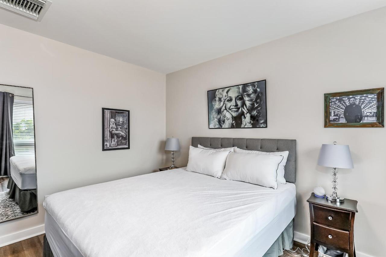 Apartment 1062 Riverfront *