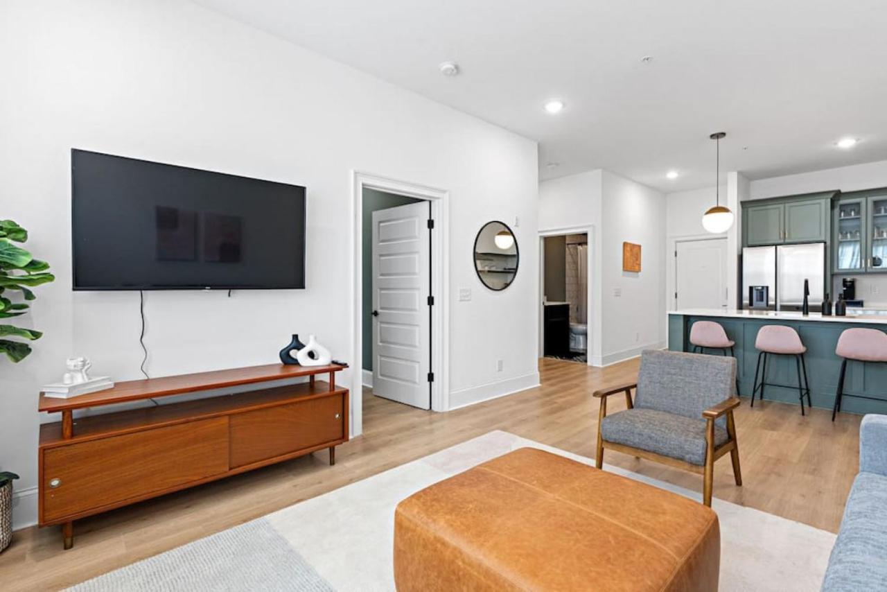 Cozy Modern 4 Beds, 2 Bedrooms With Free Parking Apartment Nashville