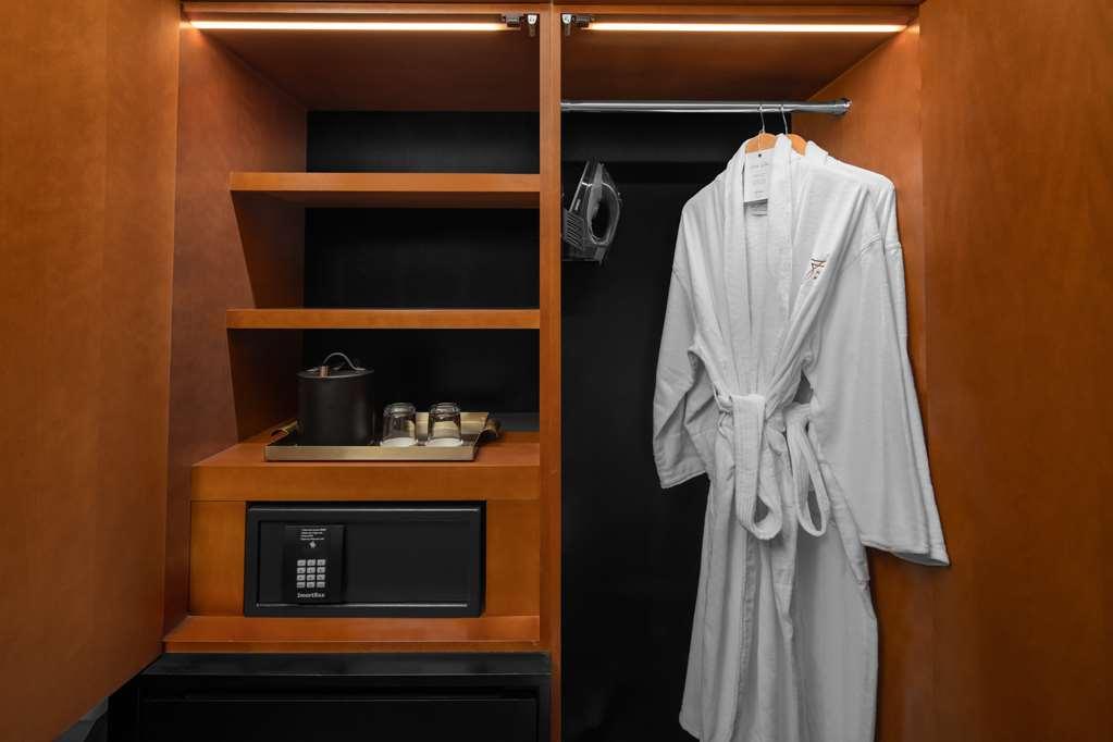 Hotel Fraye Curio Collection By Hilton