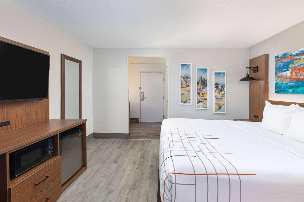 La Quinta By Wyndham Airport