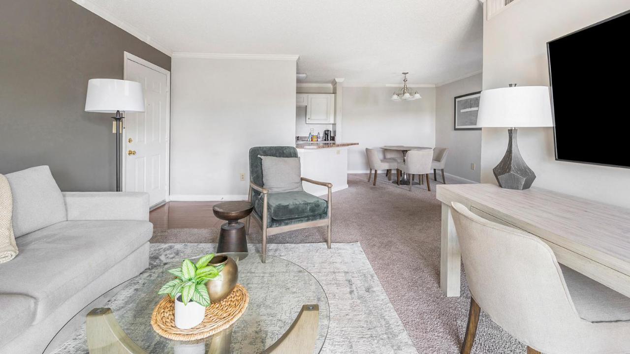 Modern In Prime Location Id8103x6 * Nashville