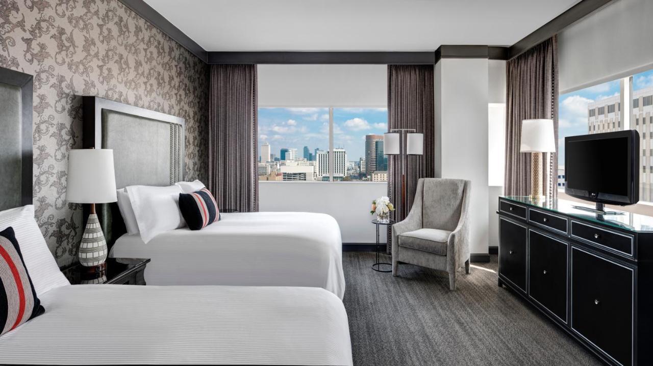 Loews At Vanderbilt Plaza 4*