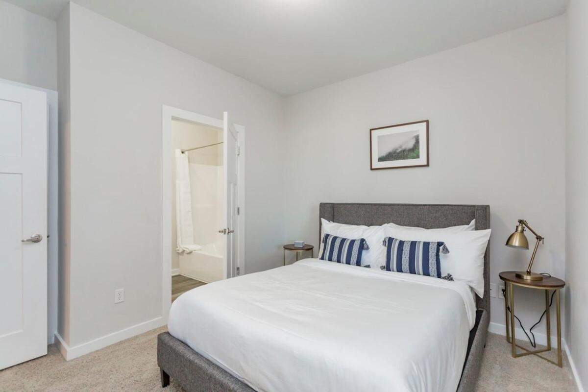 Cozysuites Two Stylish Music Row With Parking * Nashville