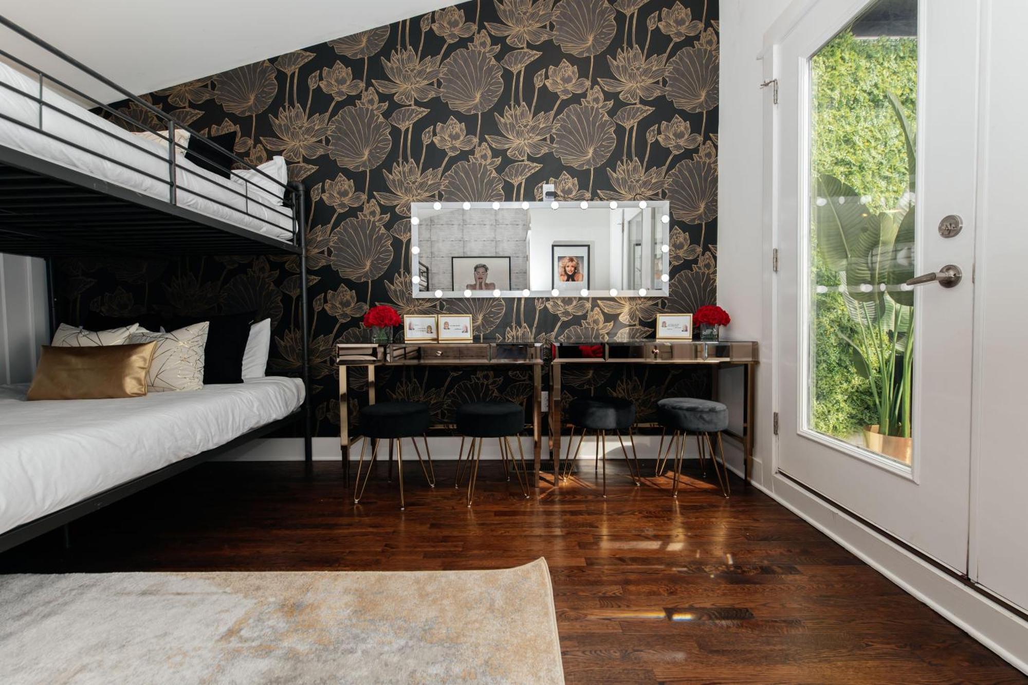 Holiday home - 2001 Convent Place Unit 12 - #2