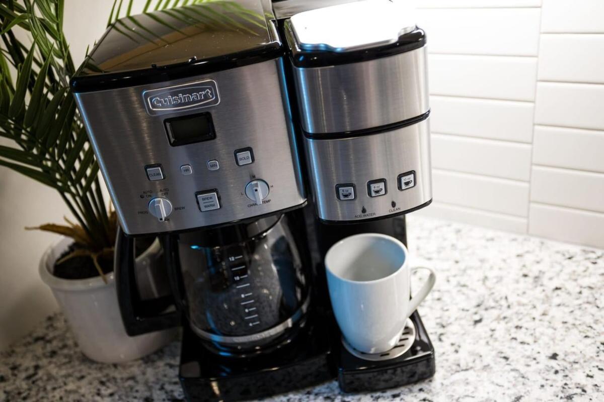 Holiday home New East Oasis 13beds Roofdeck Free Parking *