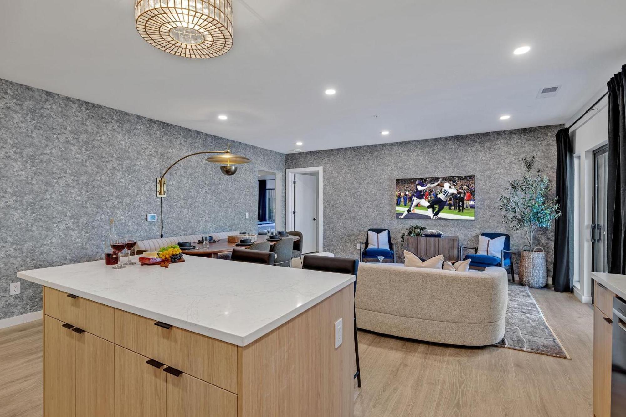 Hyve-the Cosmo-walk To Broadway Holiday home