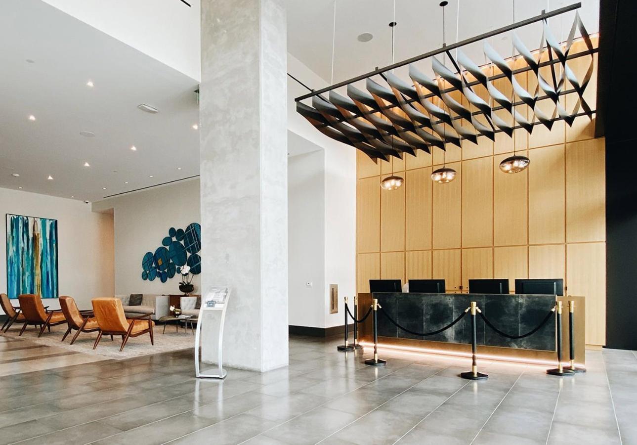 Apartment Deluxe On Broadway