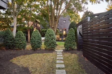 Luxury 4br Retreat Near Downtown * Nashville