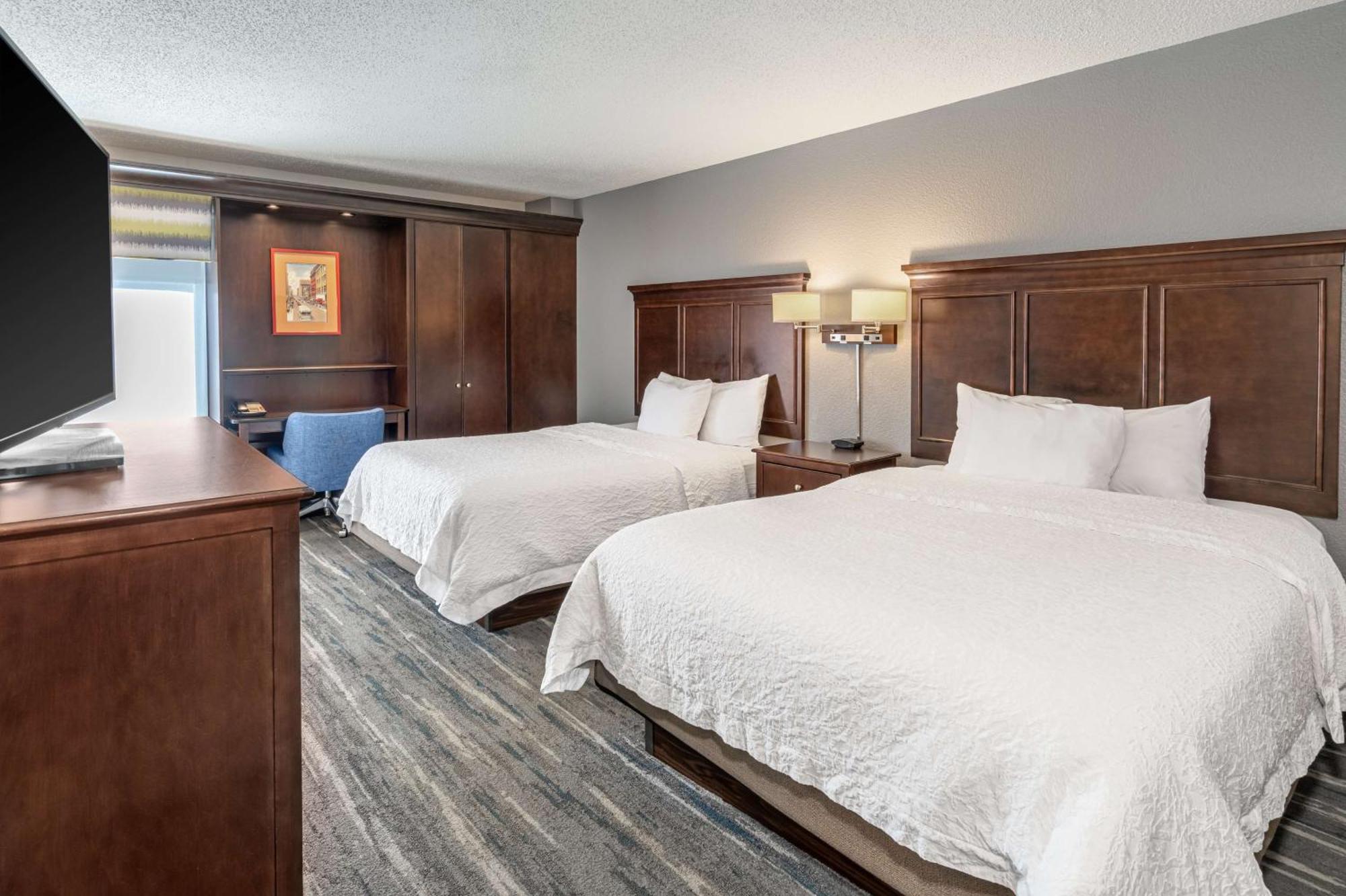 Hotel Hampton / Vanderbilt 3*