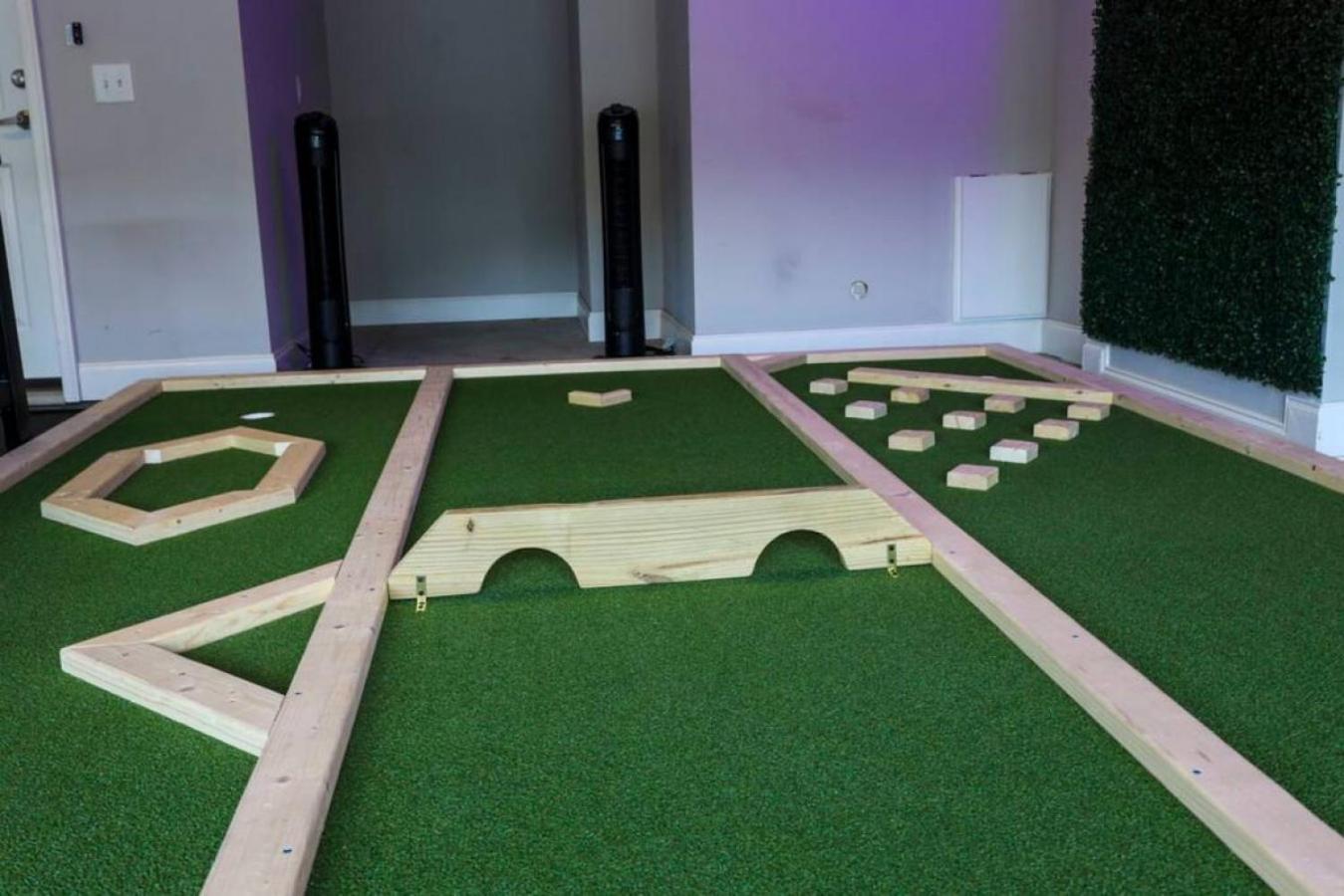 Weho Home, Geodis Park, Mini-golf, Arcade, 10min To Downtown! Sleeps 10! Nashville