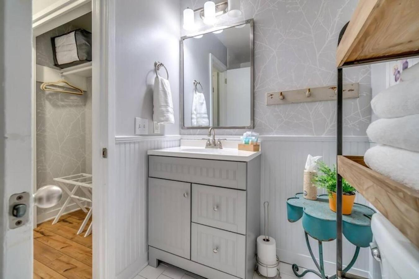 Downtown Riverfront Unit 780 * Nashville