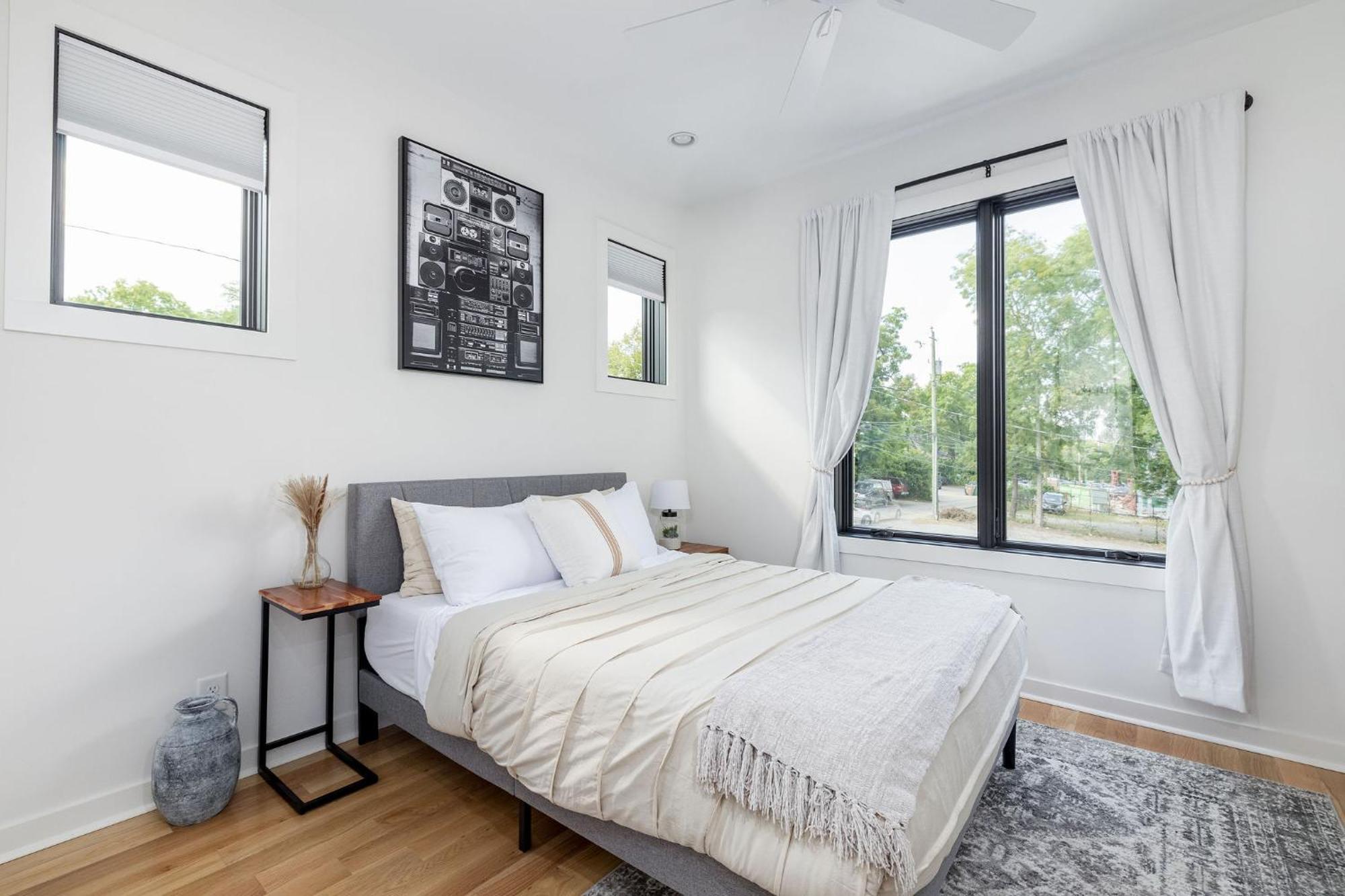 Holiday home Extra Spacious 4 Bed / 4.5 Bath Music Row