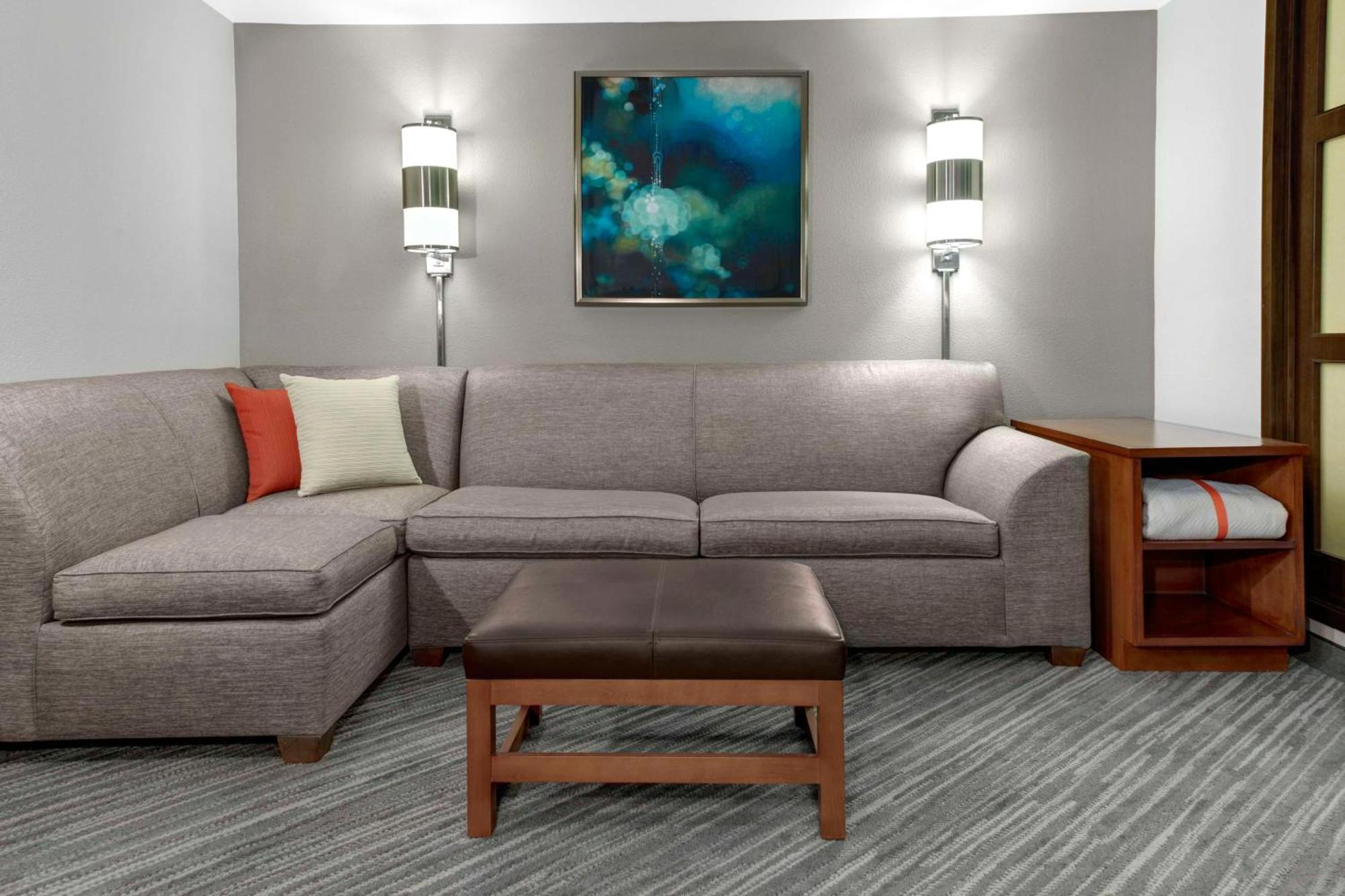Hyatt Place Opryland Hotel Nashville