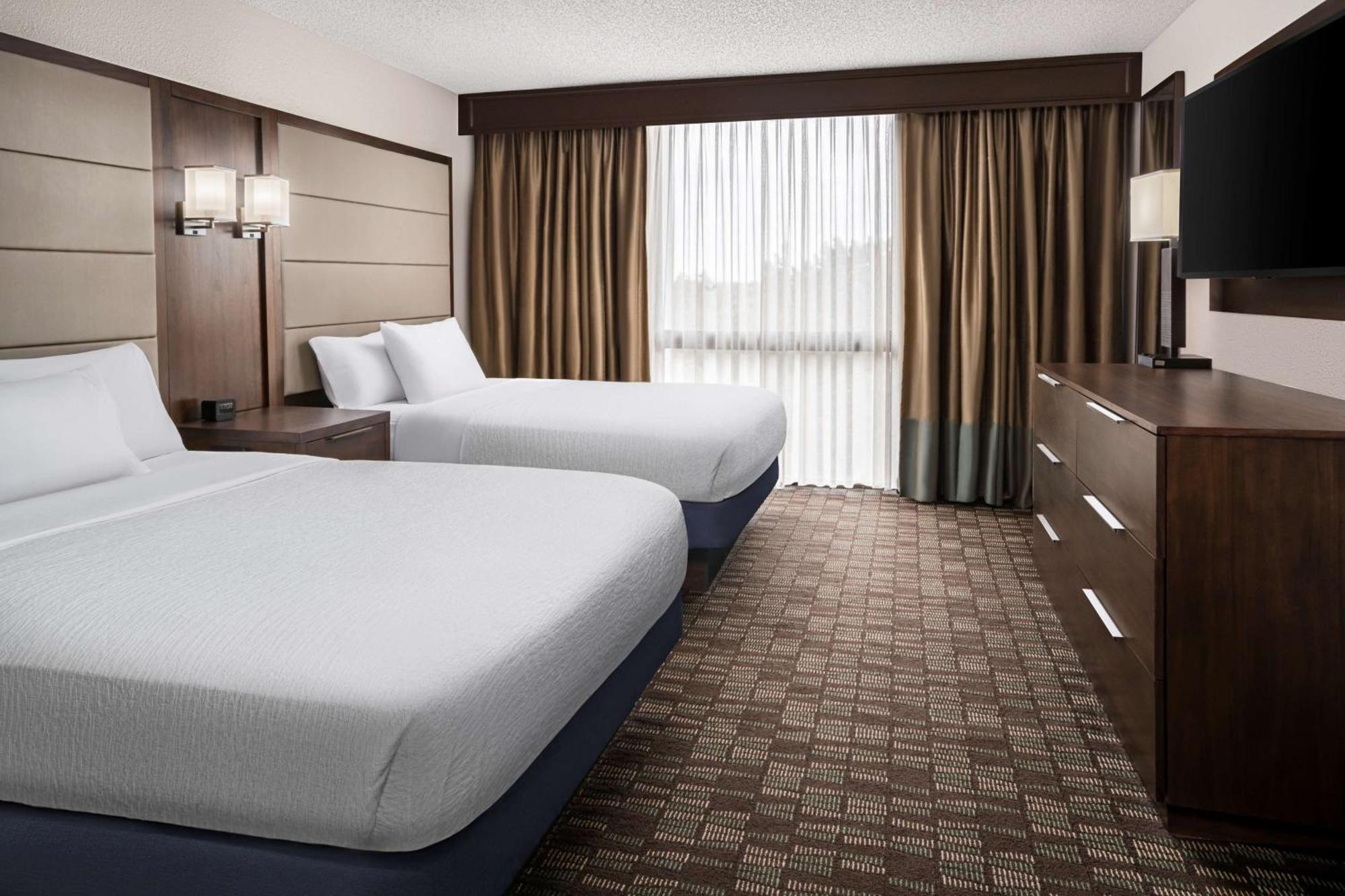 Embassy By Hilton Airport Hotel