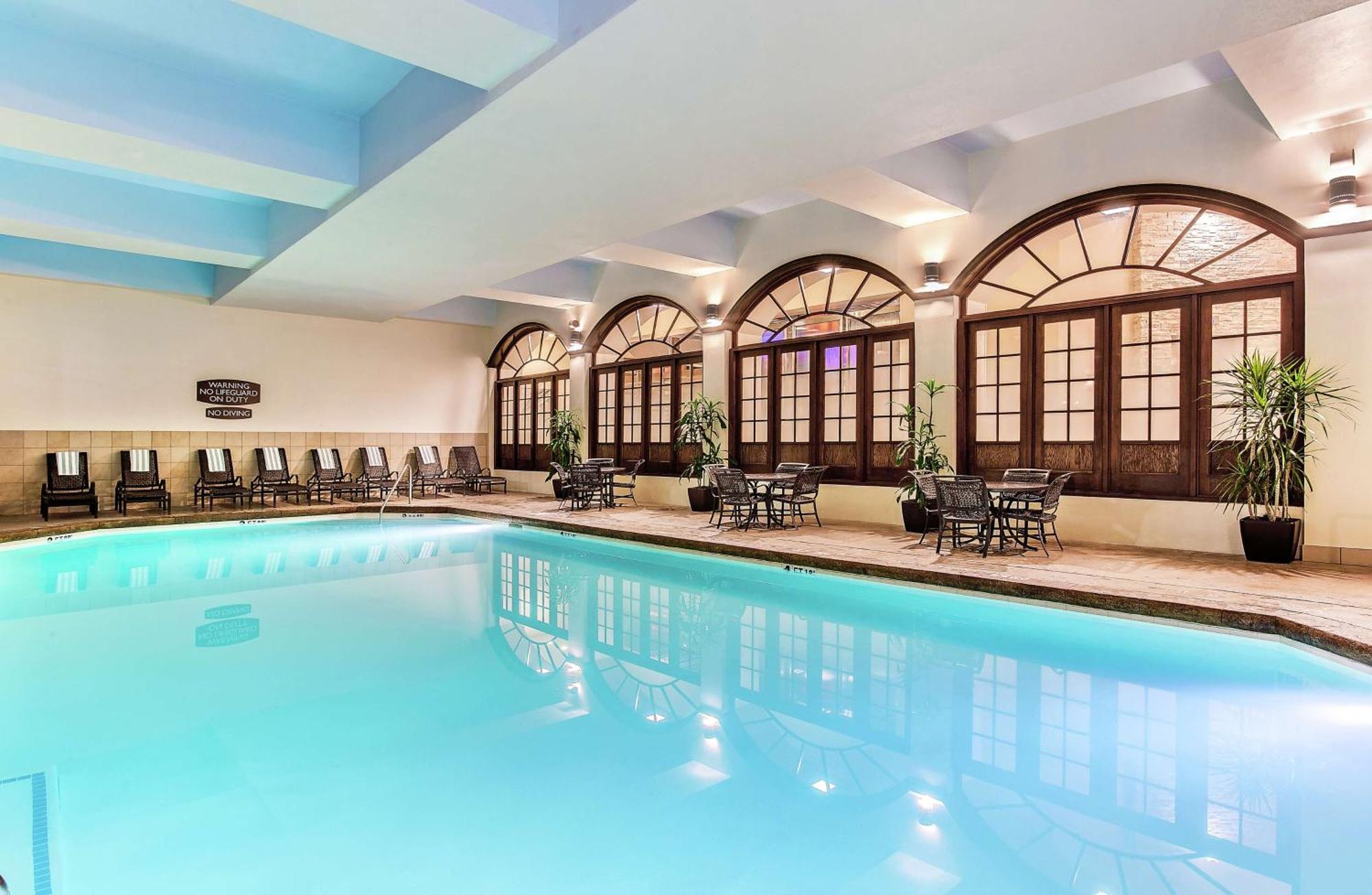 Hotel Embassy By Hilton Airport Nashville