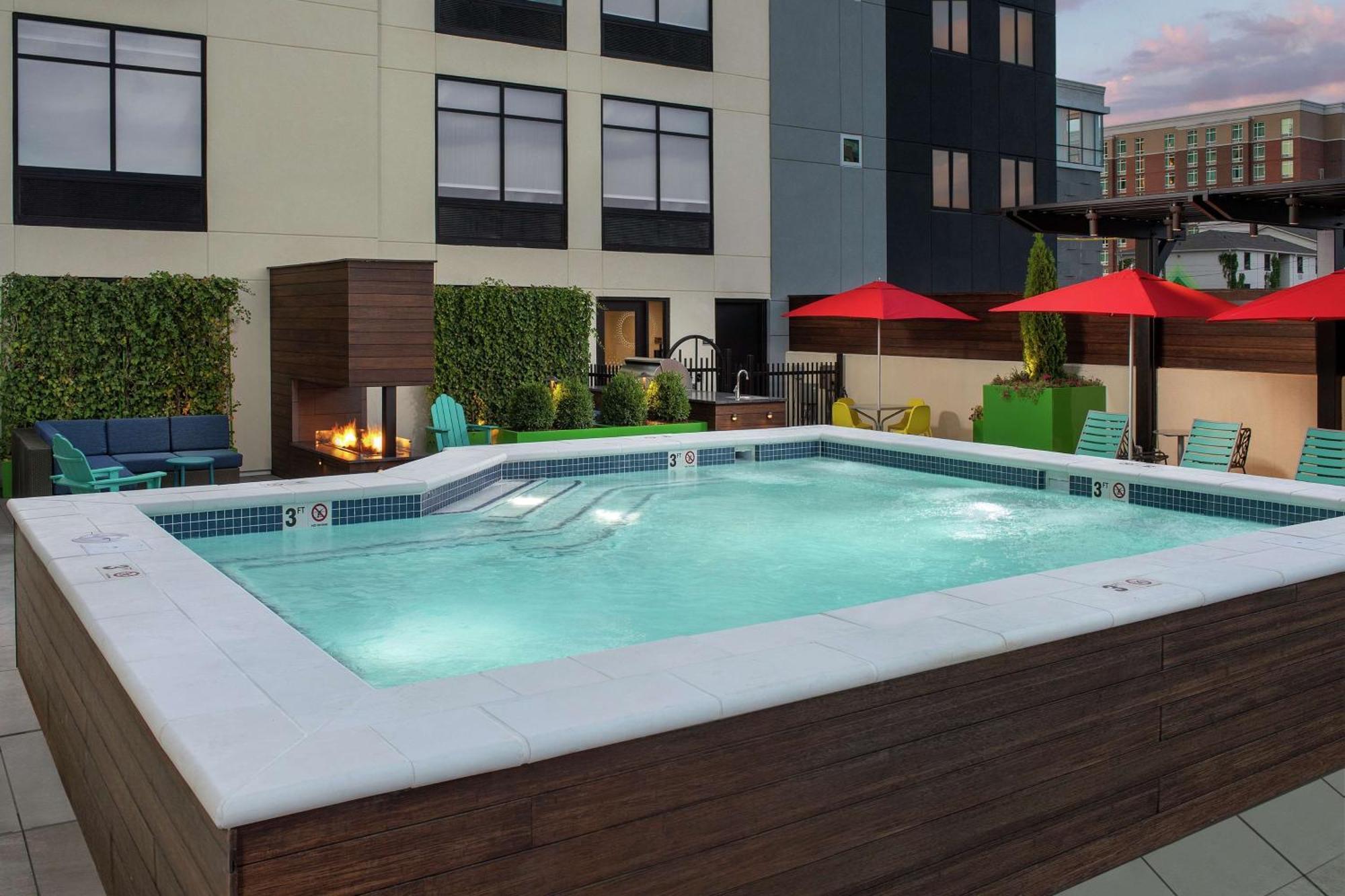 Home2 By Hilton Downtown Convention Center 3* Nashville