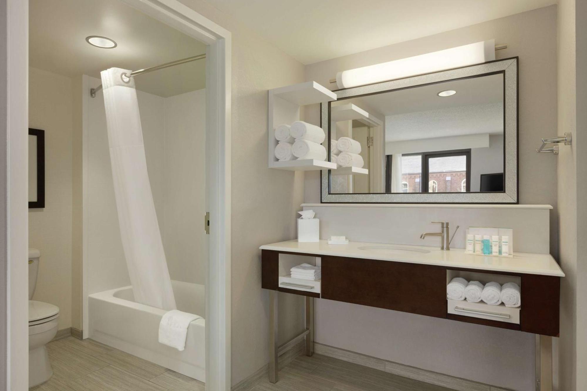 Hotel Hampton & Nashville-downtown 3*