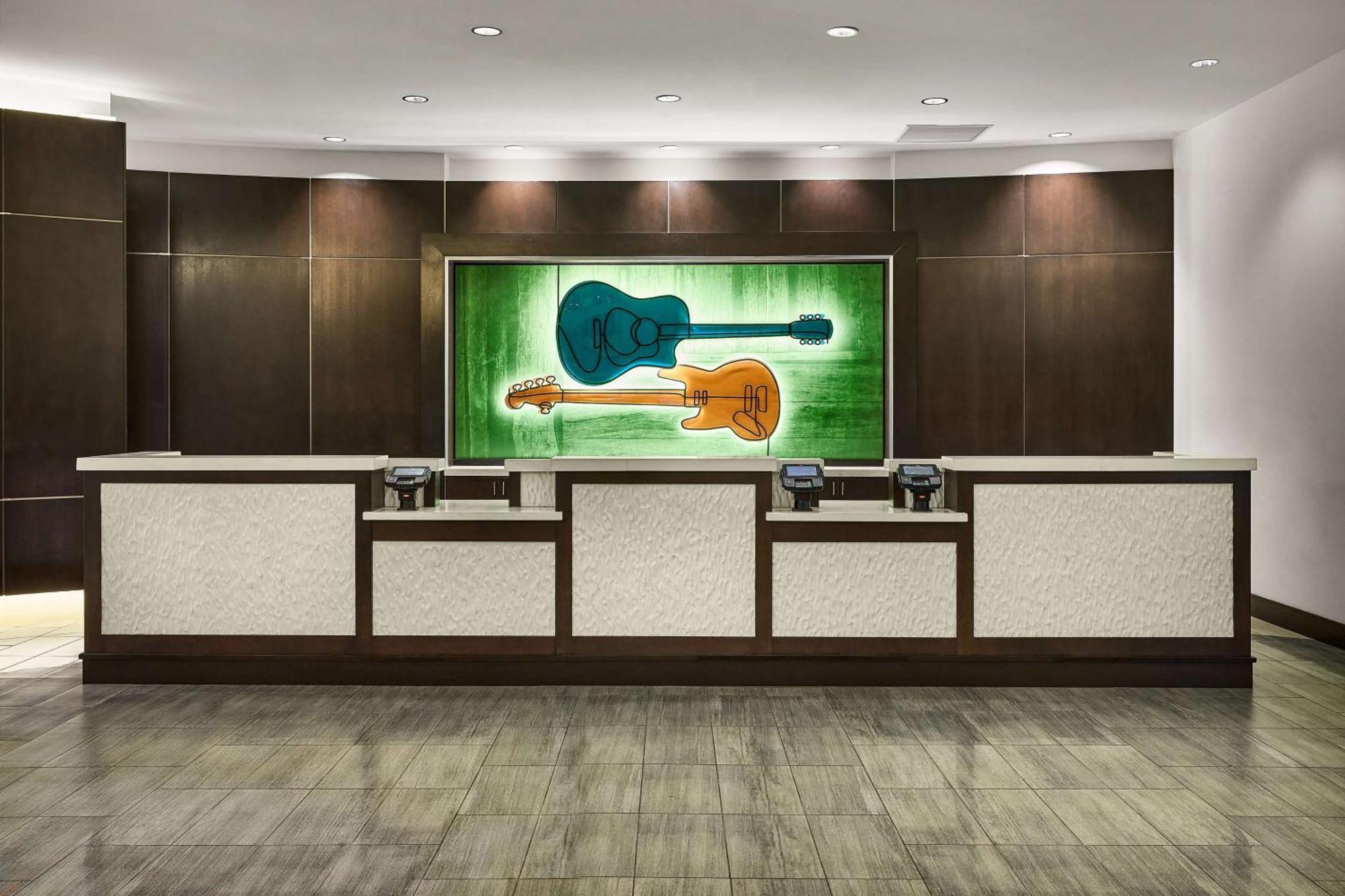 Hilton Garden Downtown Convention Center Hotel