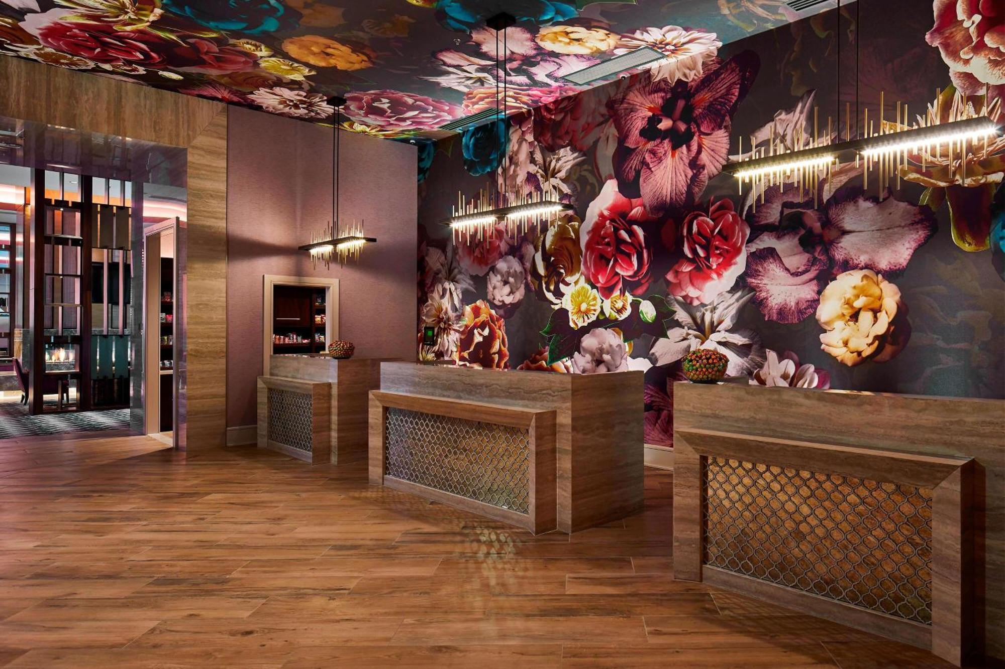 Hotel Springhill By Marriott Downtown/convention Center 3*