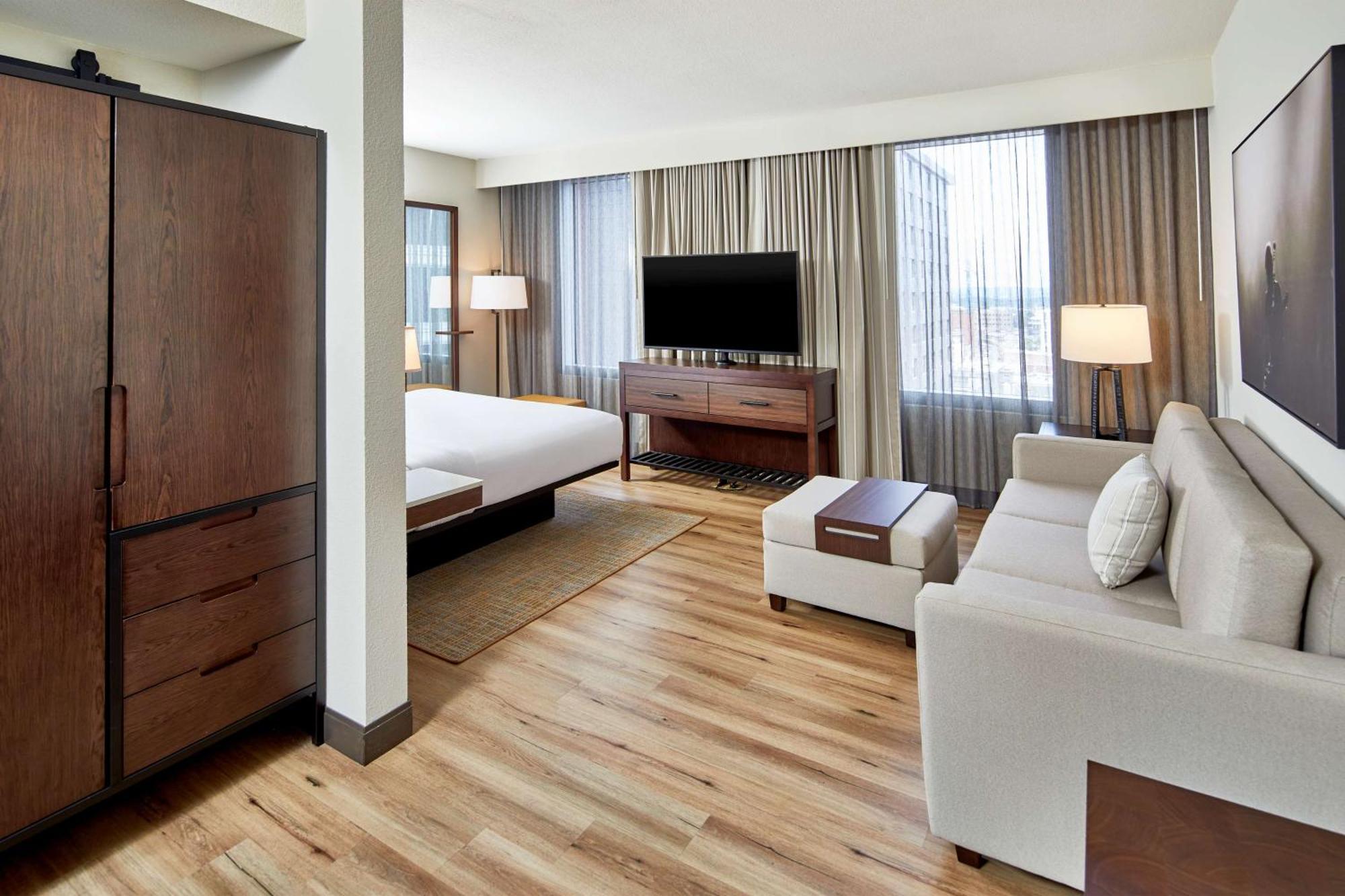 Embassy By Hilton Downtown Hotel 4*