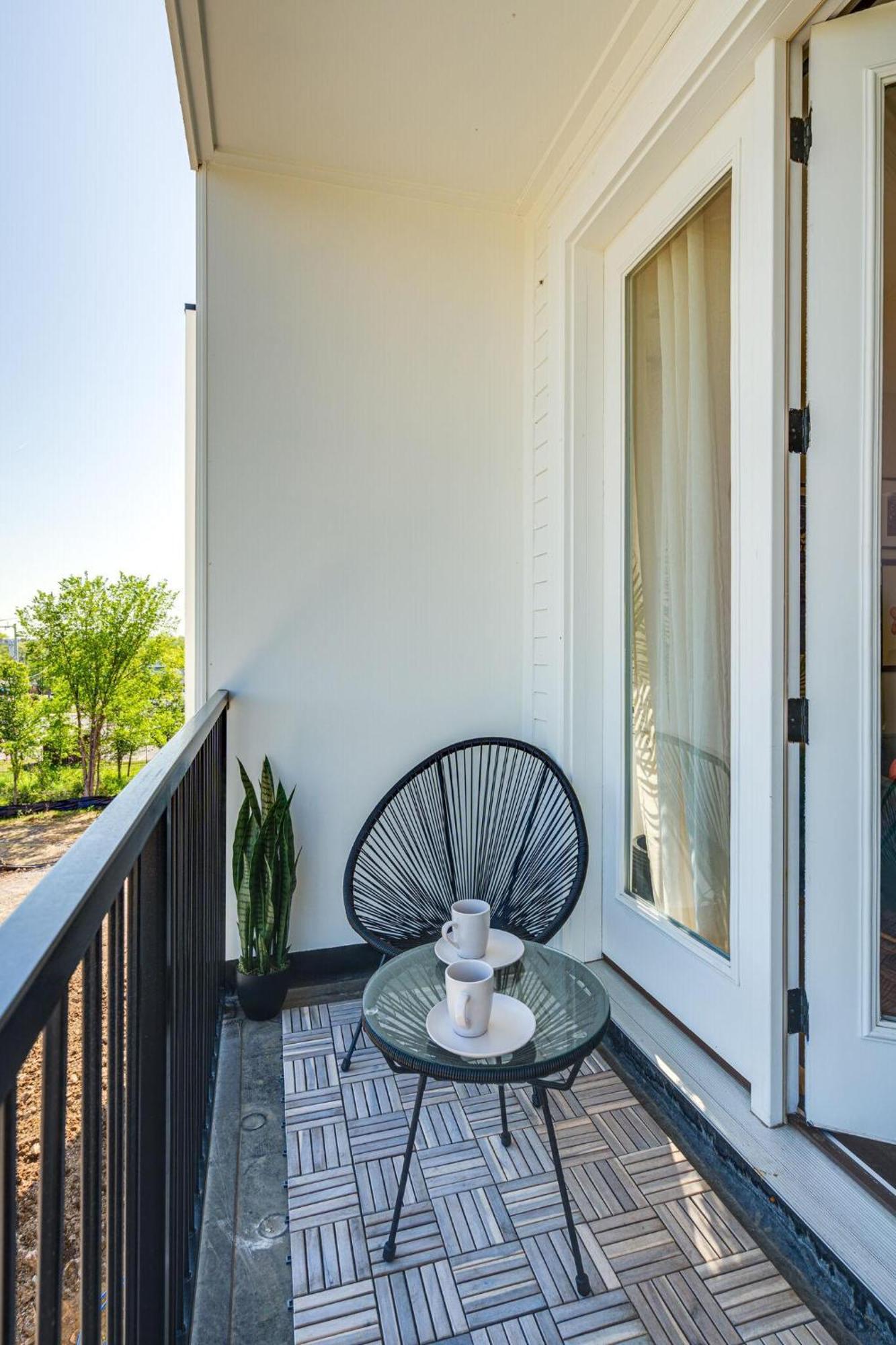 Holiday home - 5623 Lenox Ave