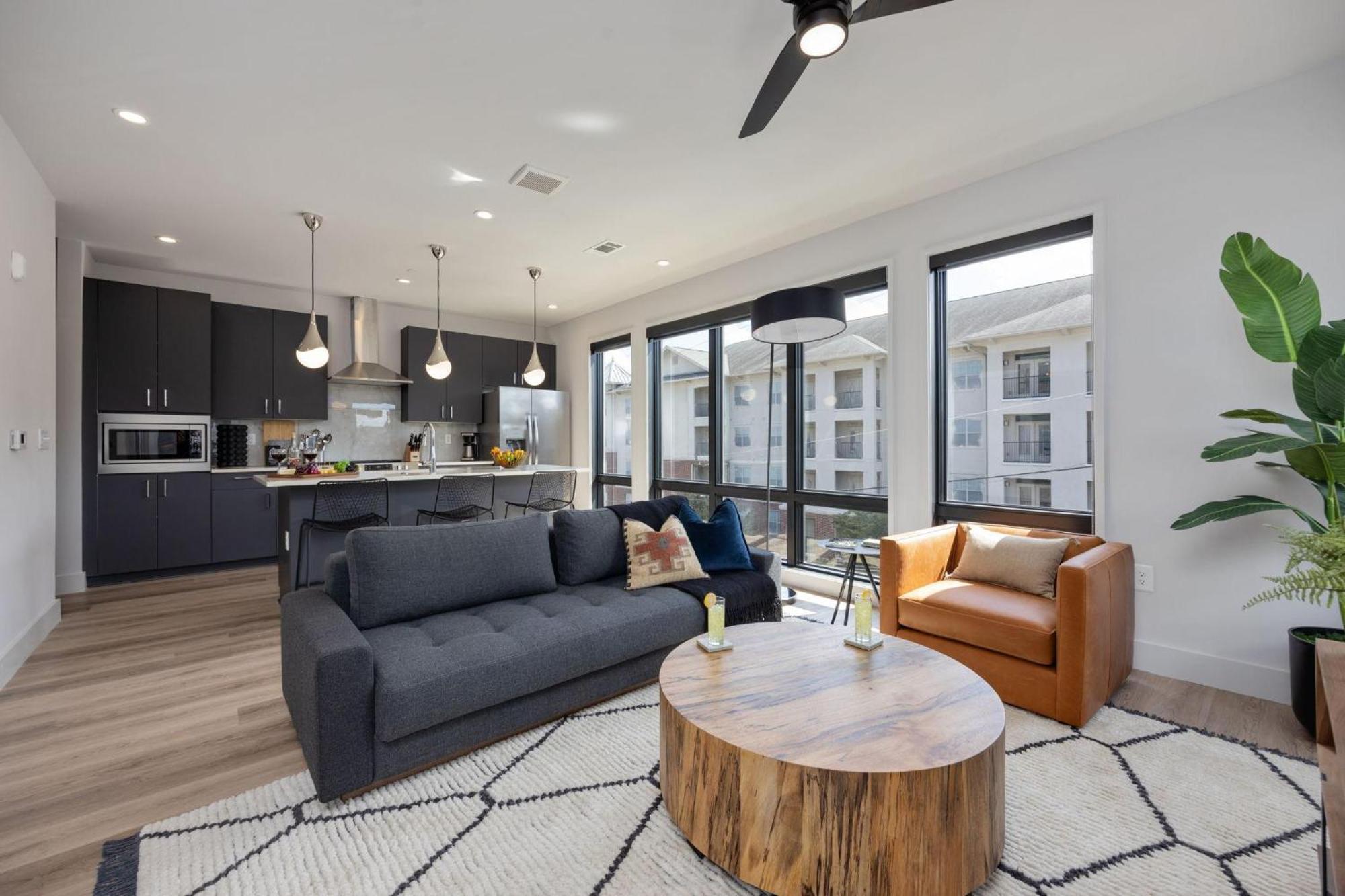 Casanova -odyssey - Minutes To Broadway - Full Gym Holiday home Nashville