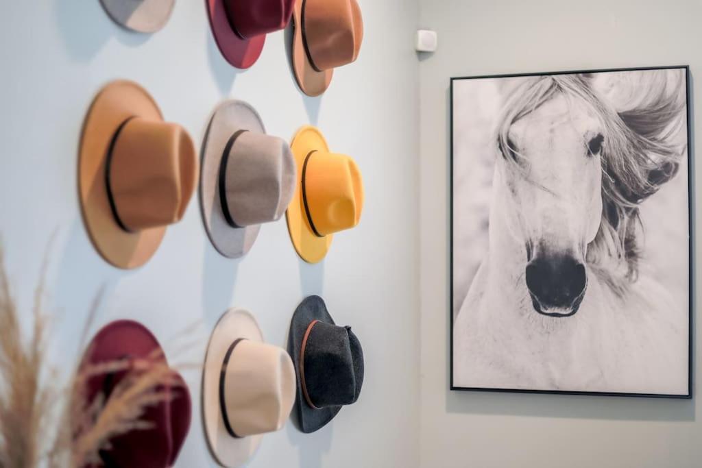 New Amazing 4br Suite* Hot Tub *2 Mi To Music Holiday home