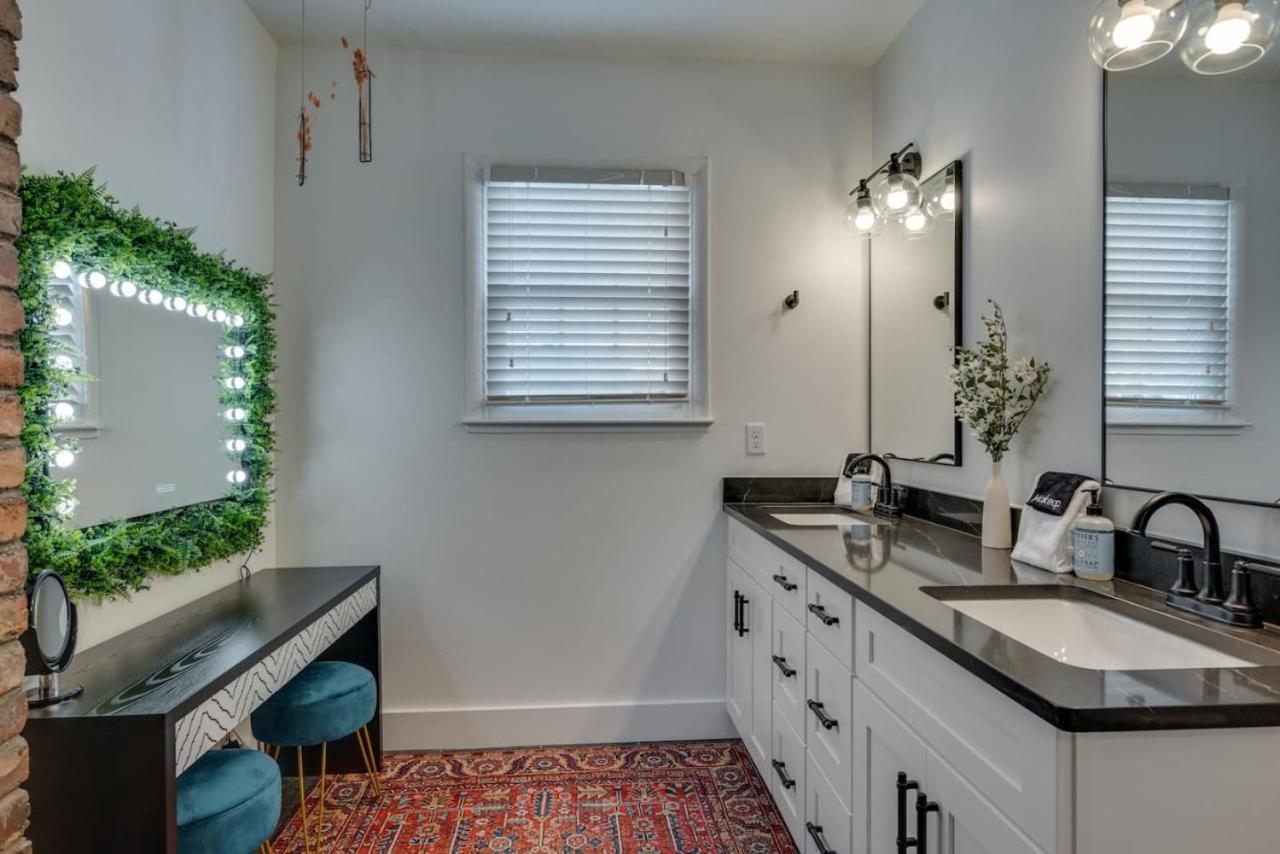 Charming House By Vanderbilt And Belmont * Nashville