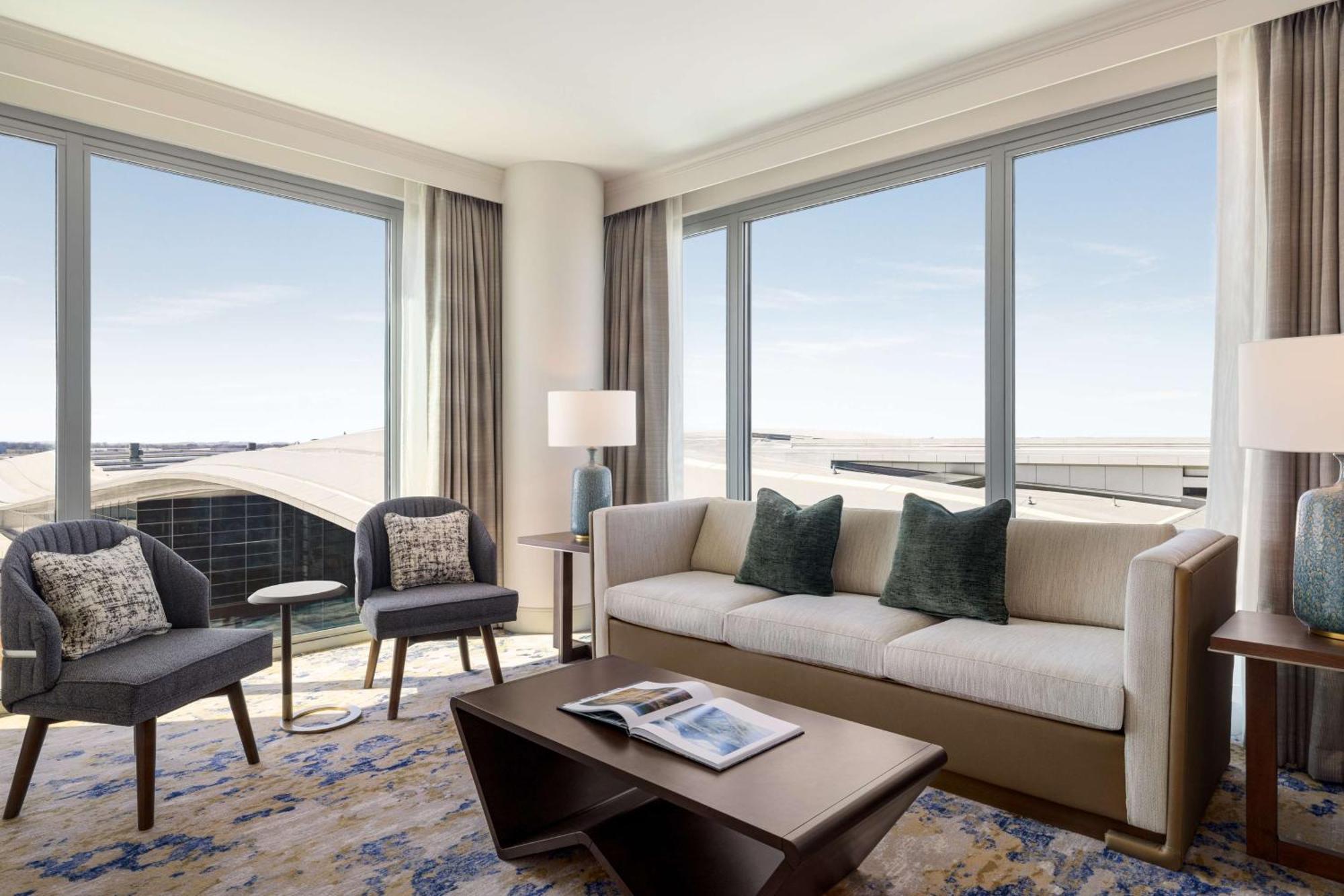 Hilton Bna Airport Terminal Nashville