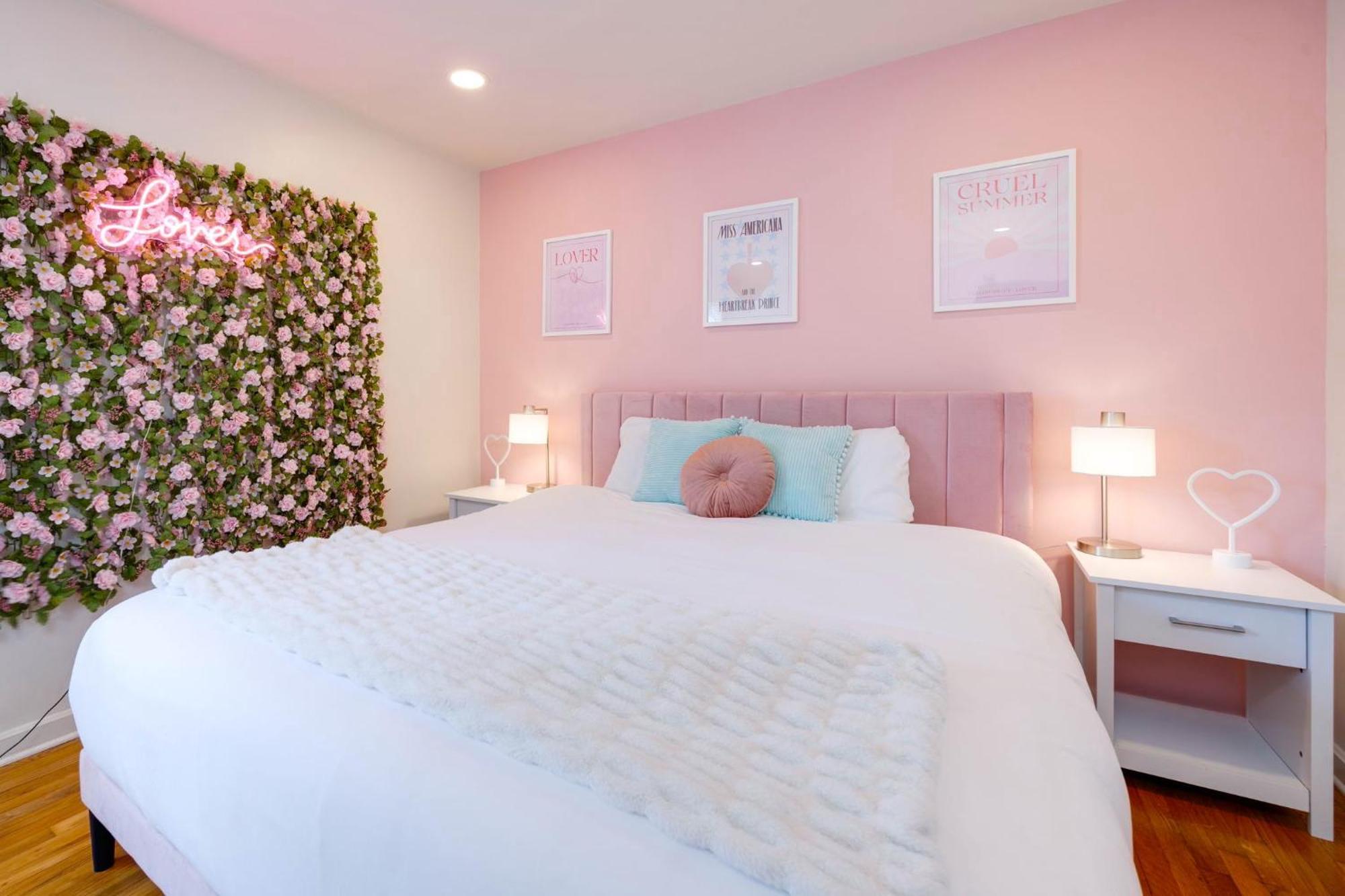 Holiday home Taylor Swift Eras Inspired Home-10 Min To Broadway *
