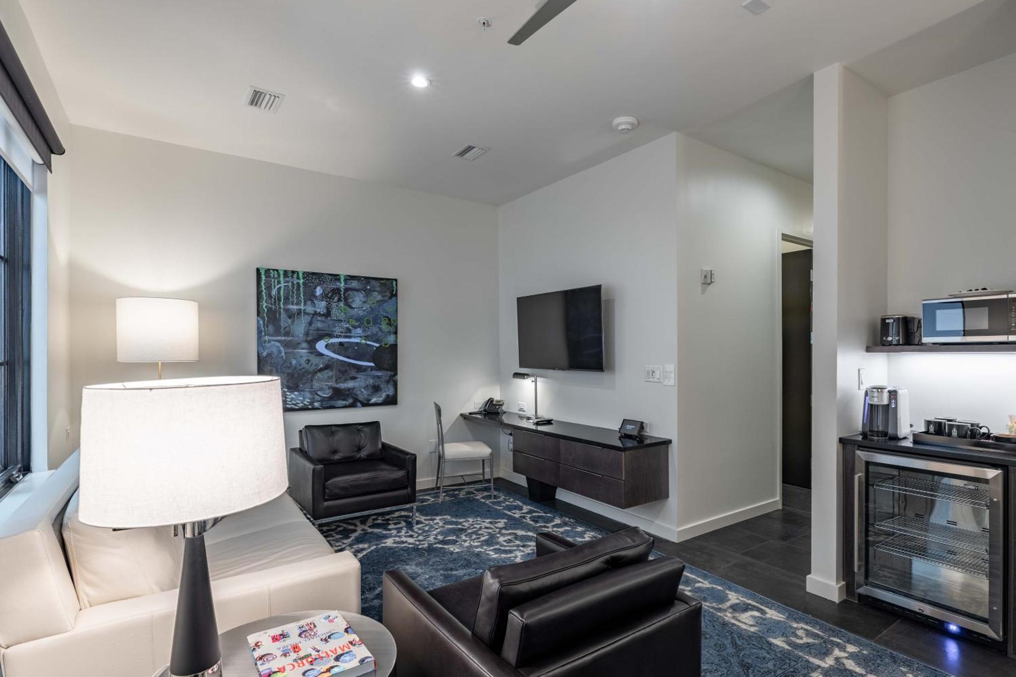 Hotel 121 By Avantstay Modern Comfort In Nashville's West End 4*