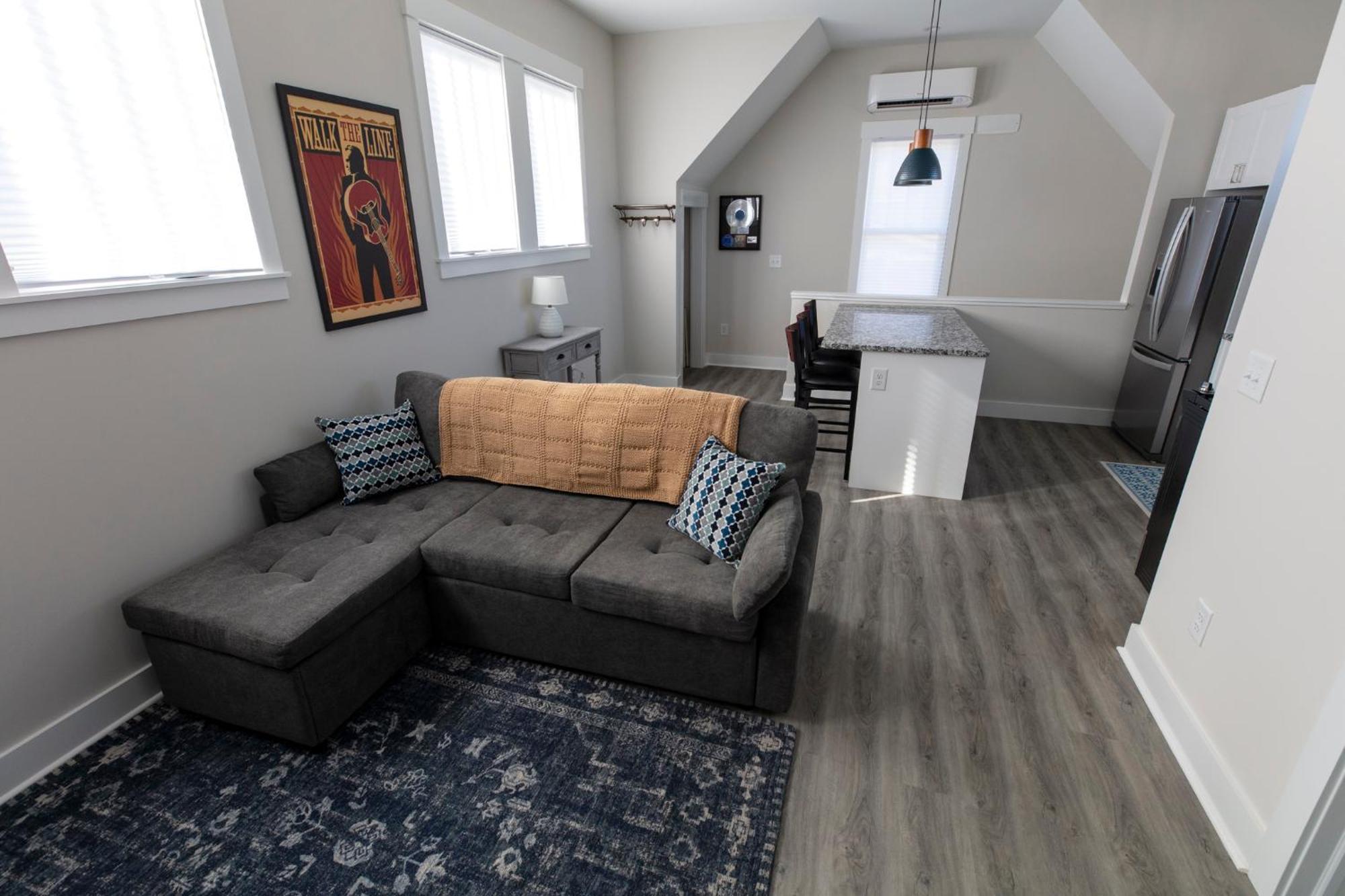 12 South * Nashville