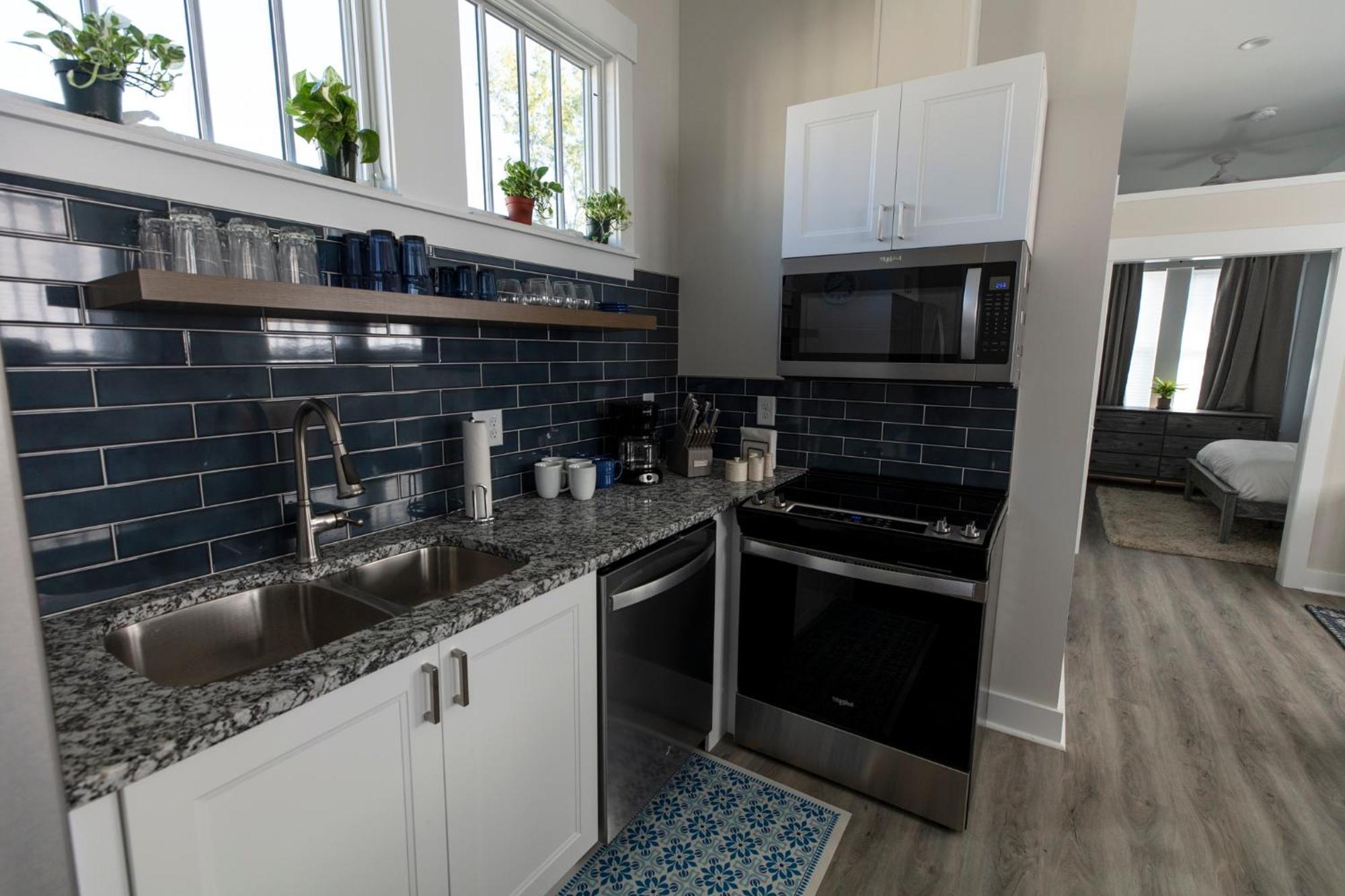 12 South Apartment *