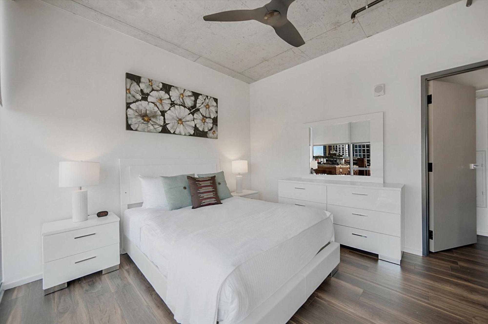 Global Luxury Downtown * Nashville