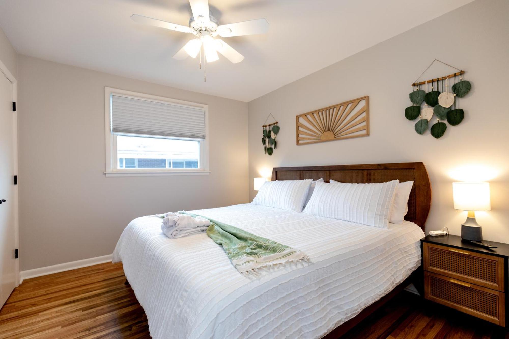 Casa Azul - 2 King Beds And A Hot Tub * Nashville